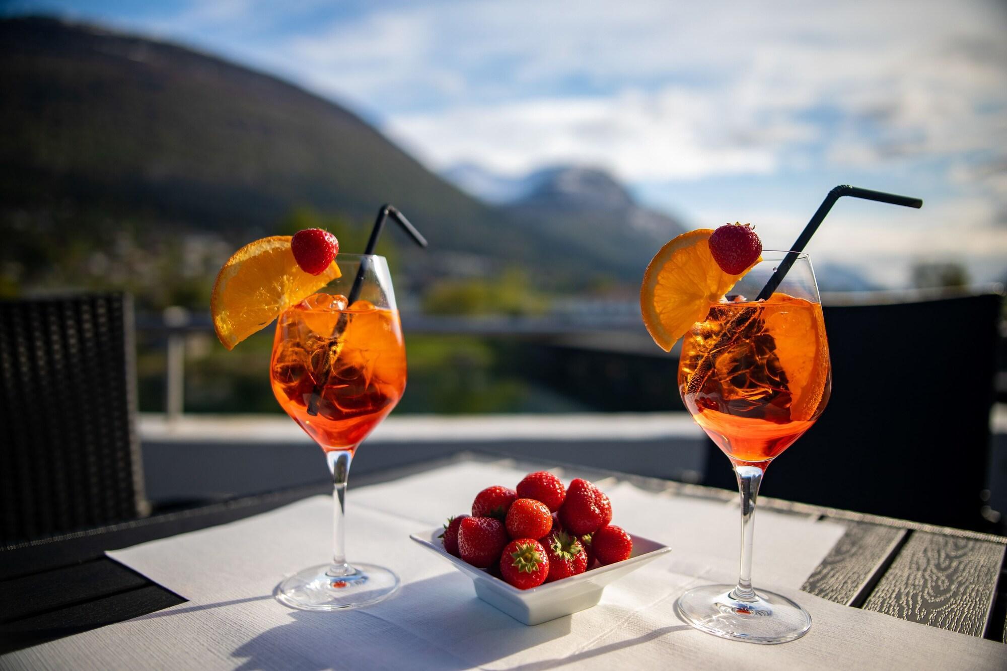 Bar/Salón Stryn Hotell