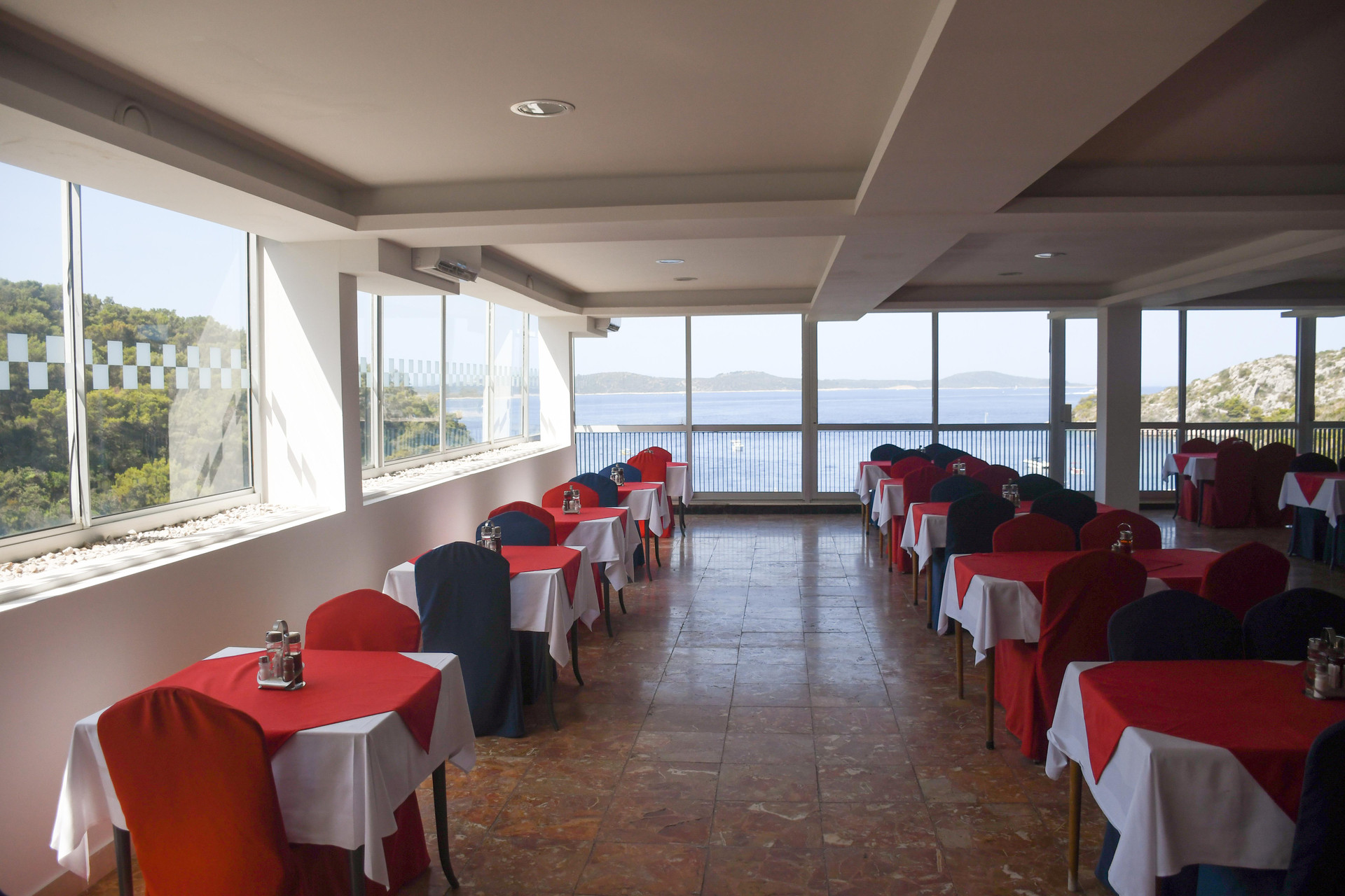 Bar/Salón Hotel Sirena Hvar