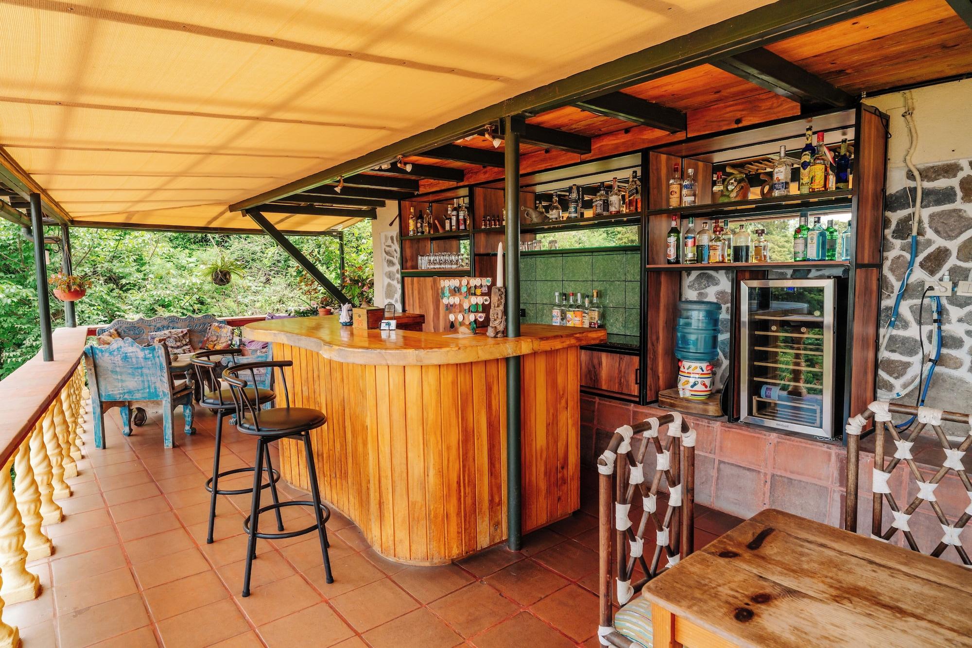 Bar/Salón Jenna's River Bed & Breakfast