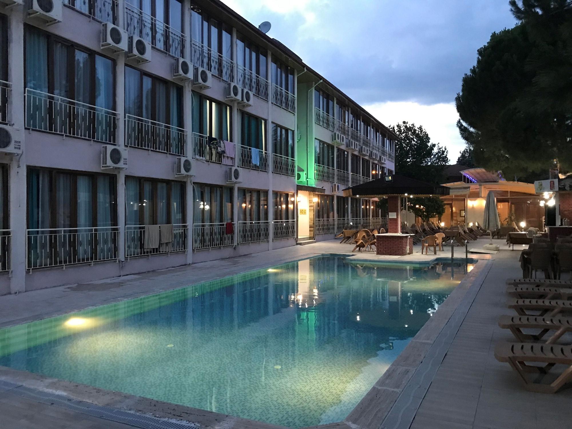 Vista Exterior Oskar Thermal Hotel