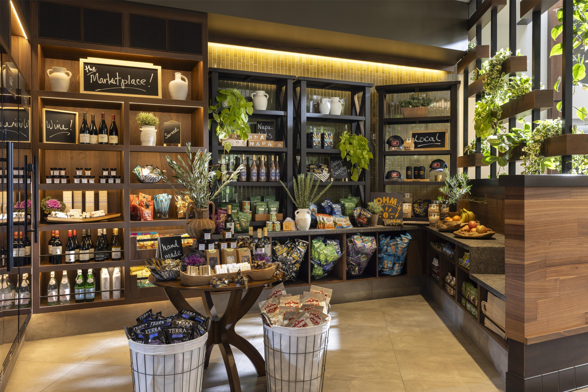 Restaurant Casa Mani Resort Napa Valley, Curio Collection by Hilton