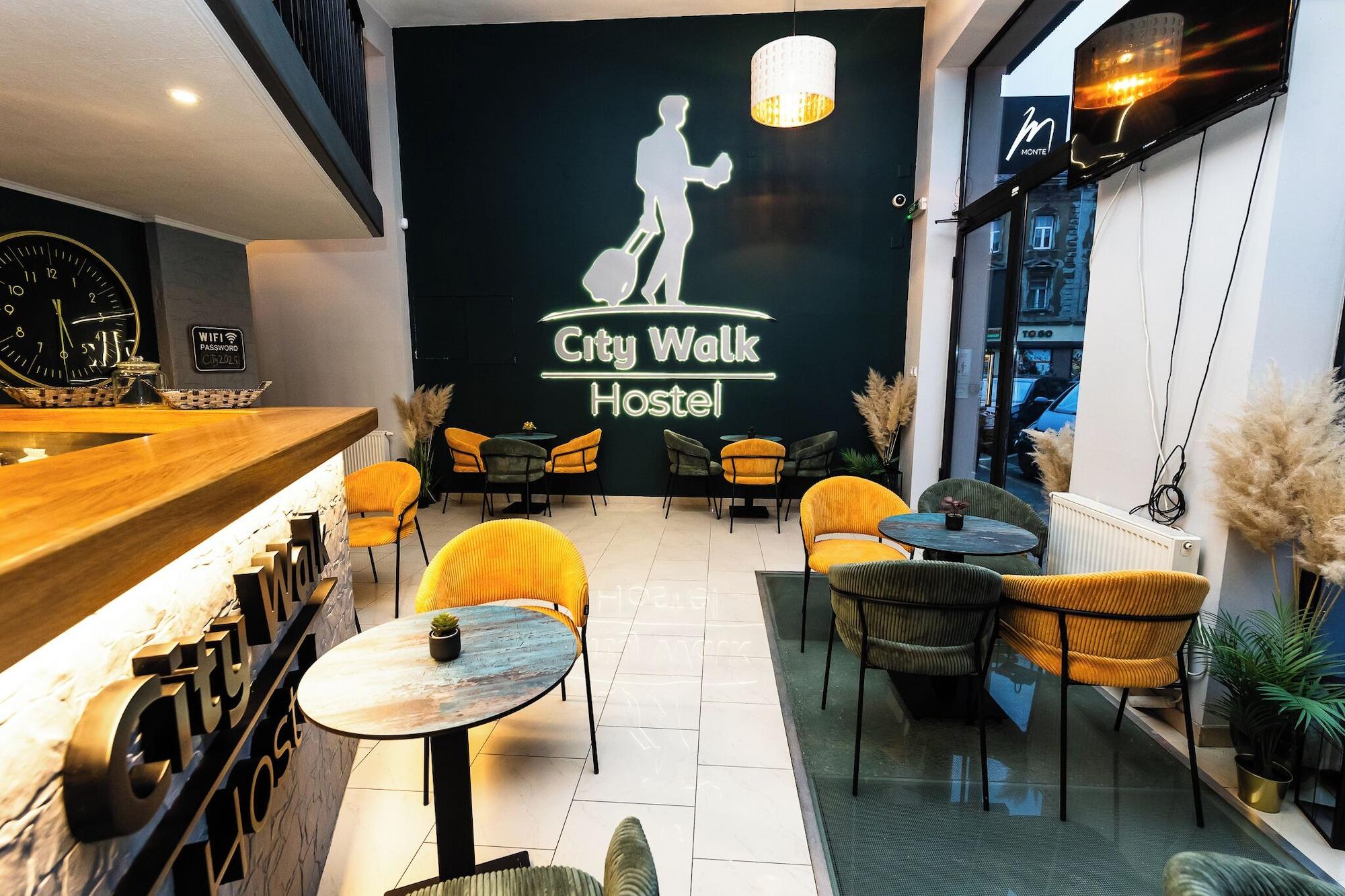 Restaurant City Walk Hostel