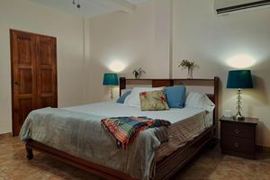 Alquiler Vacacional - 3 BR Colonial Downtown With Private Pool , King Beds, A/C and Great View