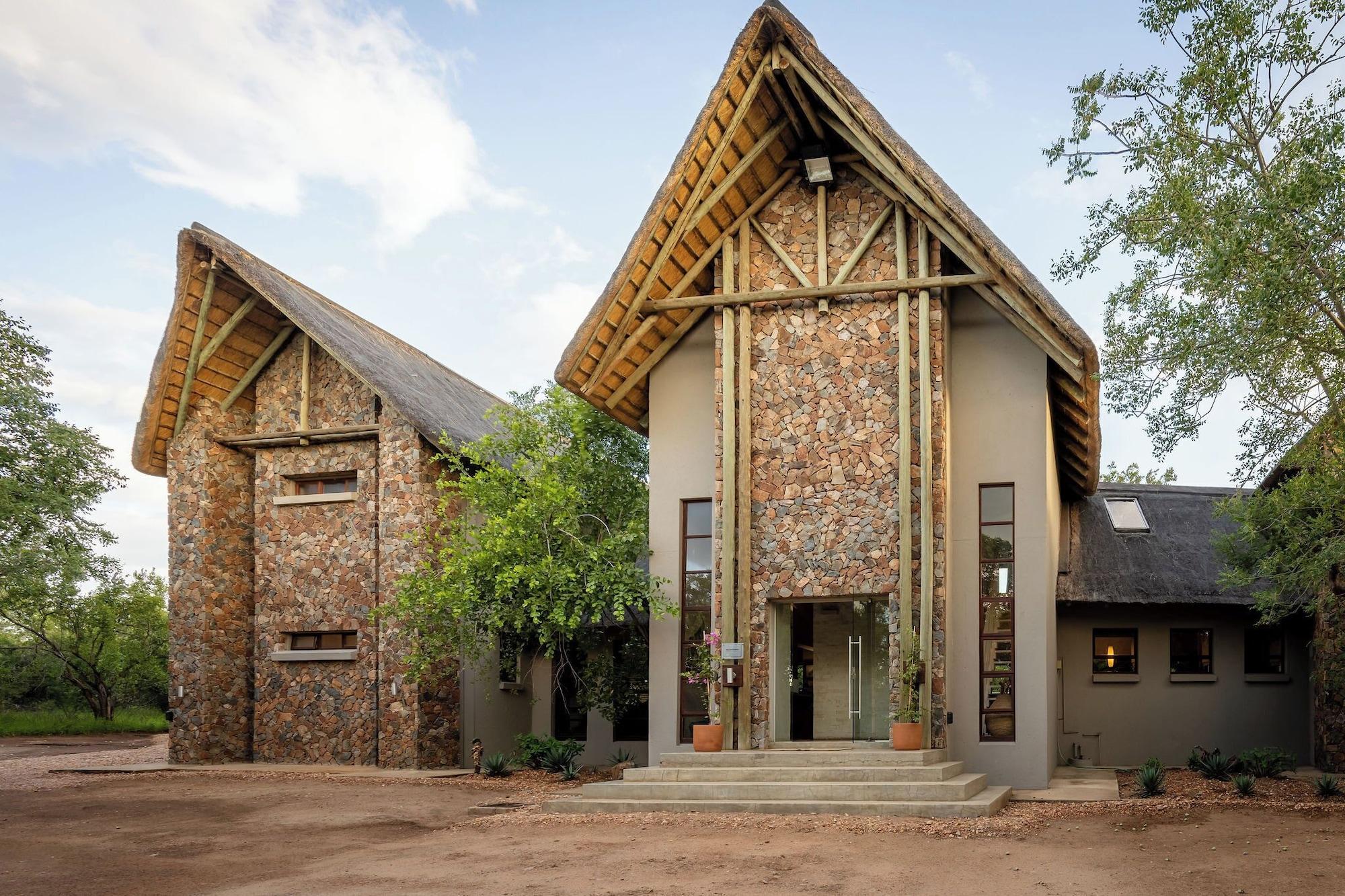 Vista Exterior eKhaya Bush Villa