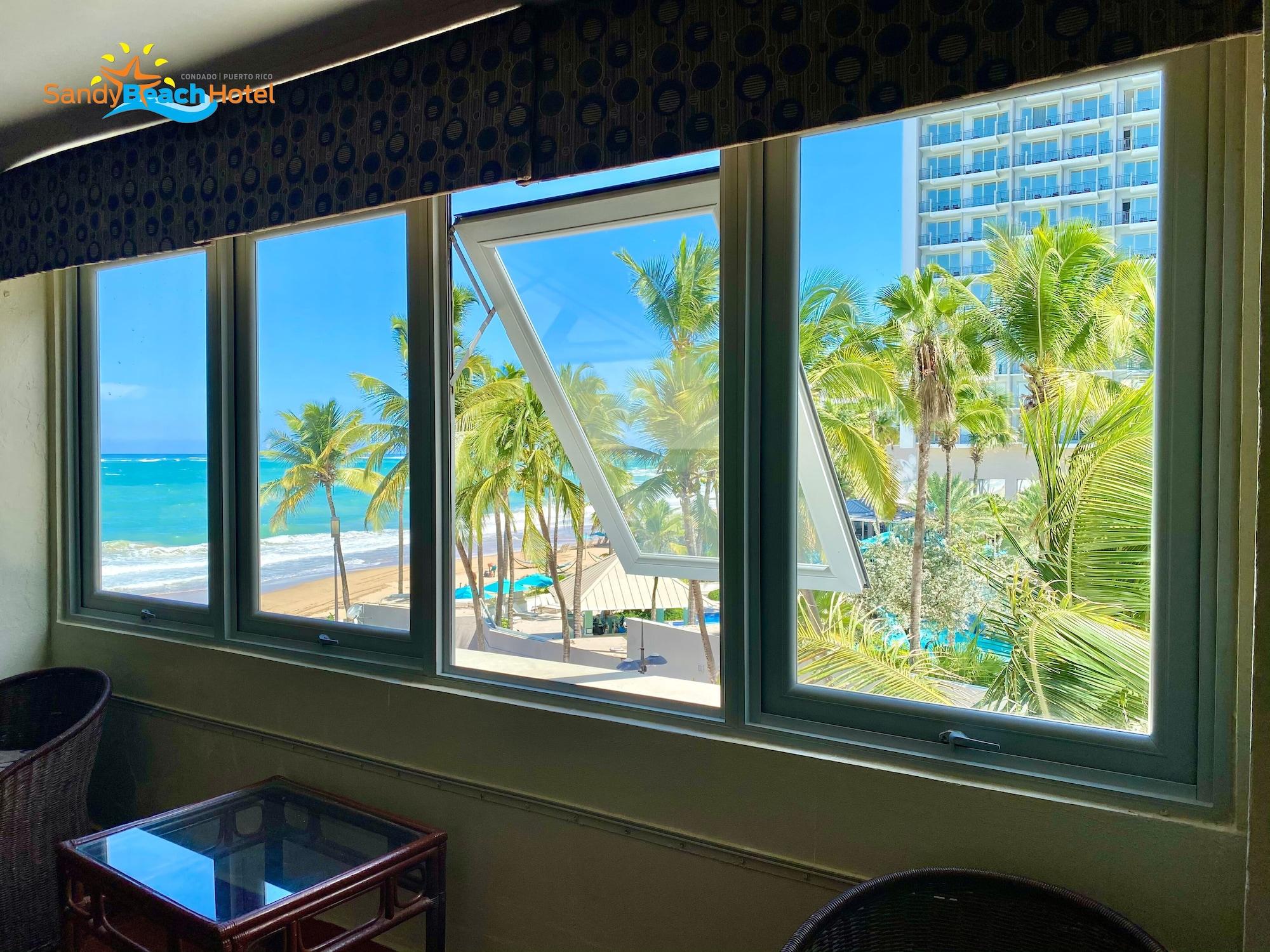 Vista Exterior Sandy Beach Hotel