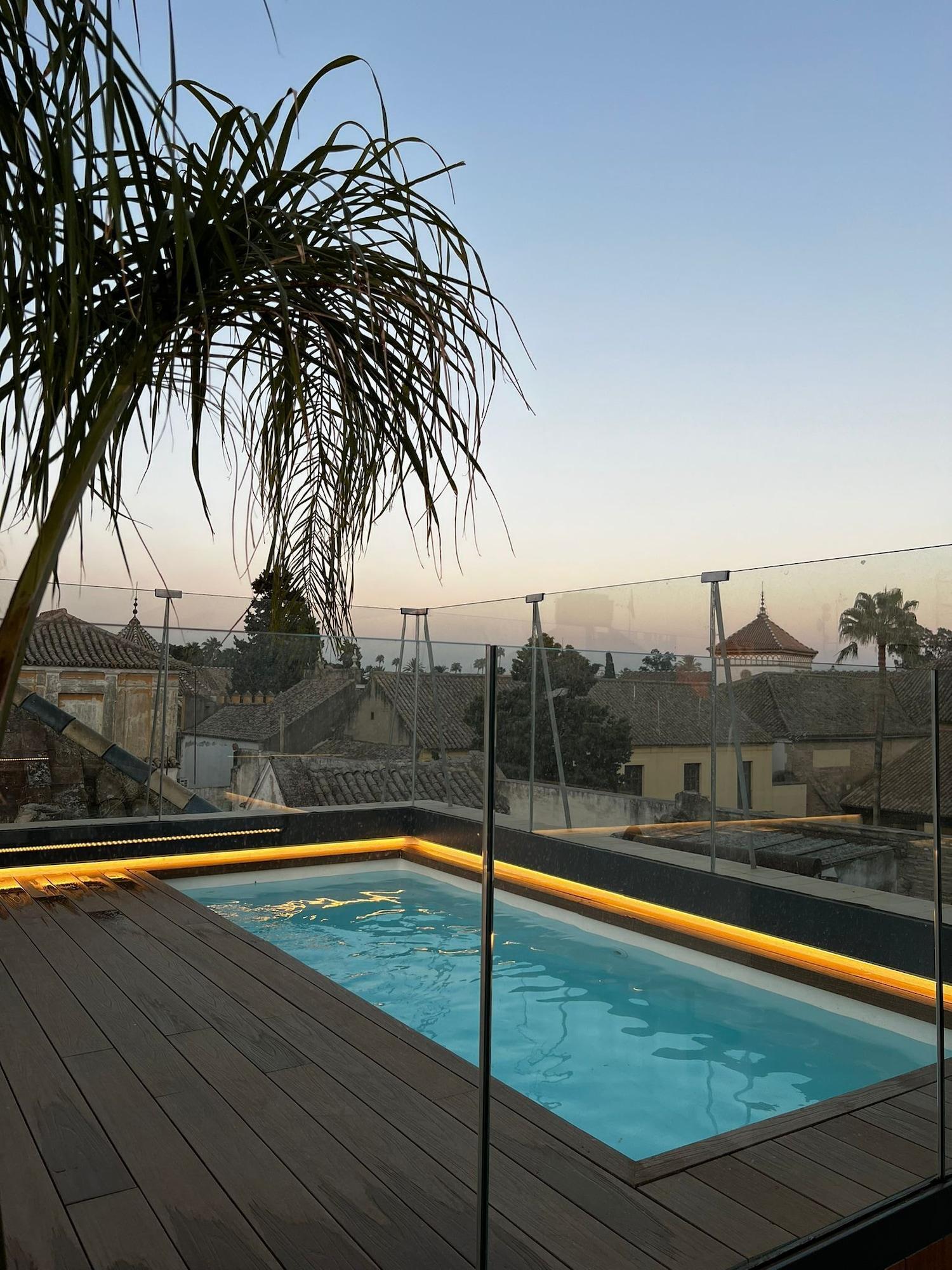 Vista Exterior Casa del Contratador by Época Suites