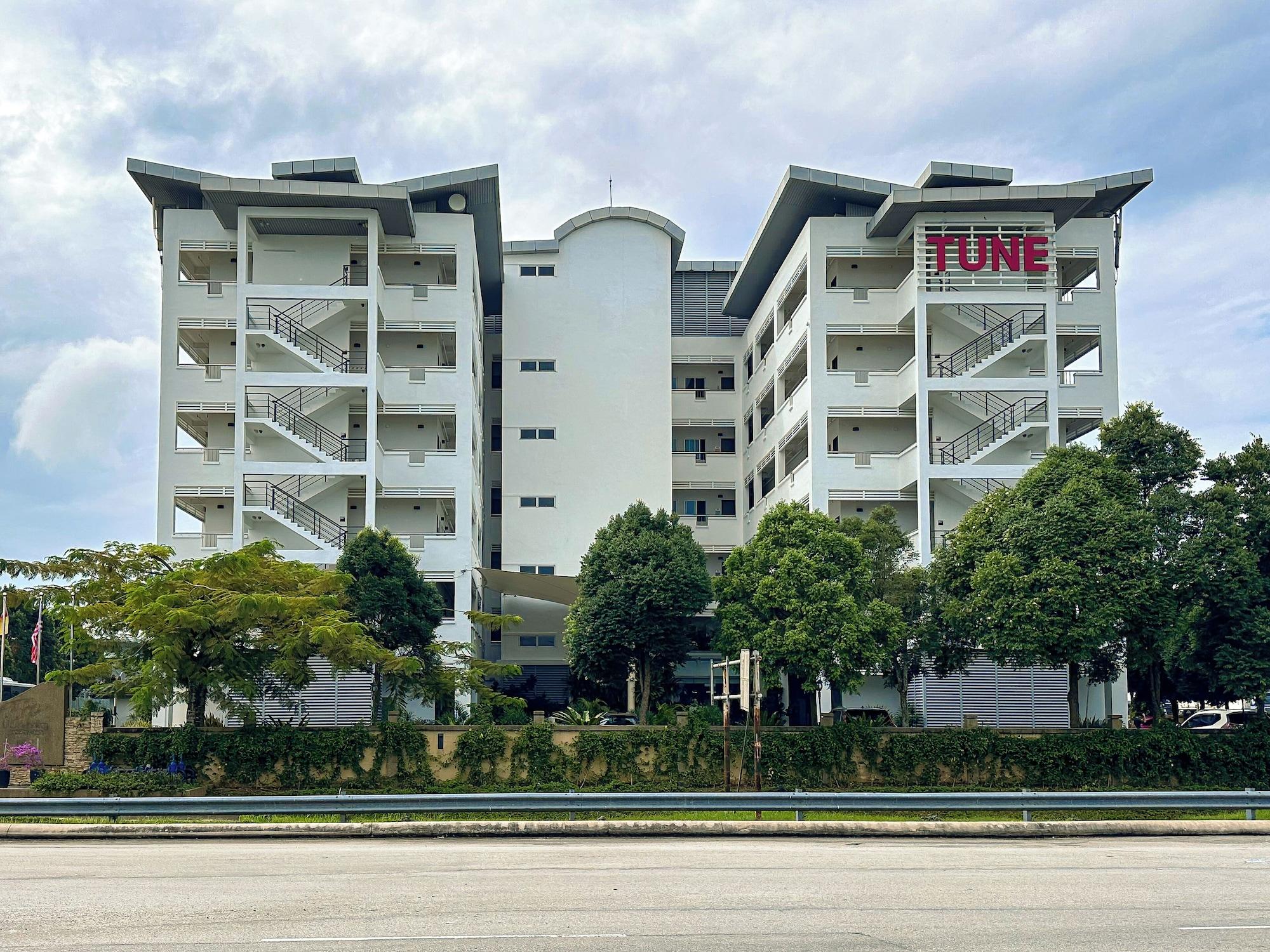 Varios Tune Hotel KLIA Aeropolis