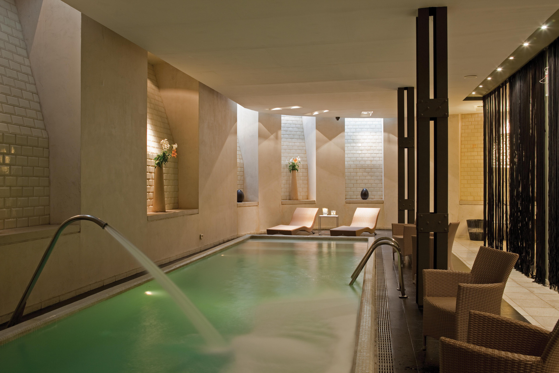 Vista Piscina Esplendor by Wyndham Savoy Rosario