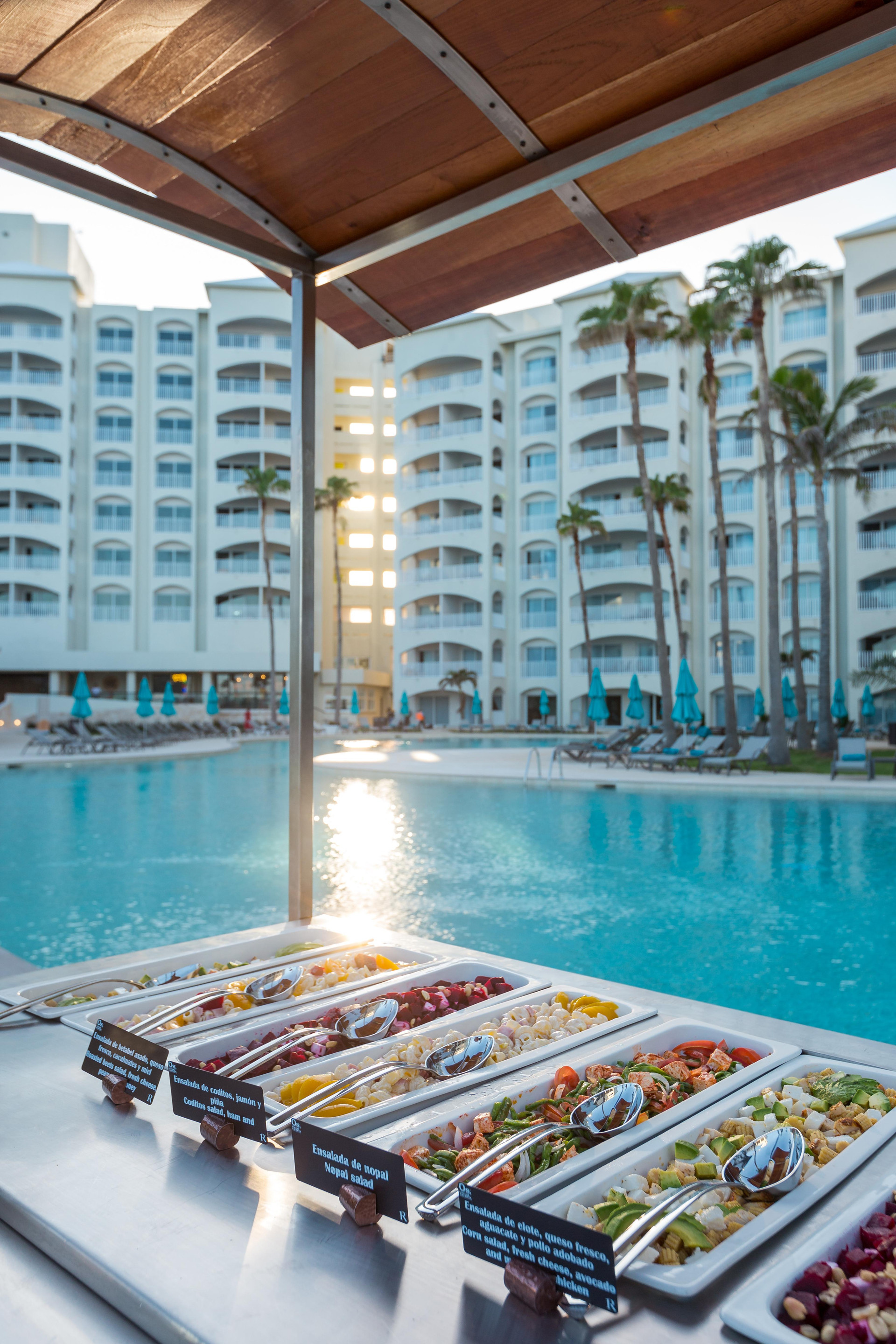 Vista Piscina Royal Uno All Inclusive Resort & Spa
