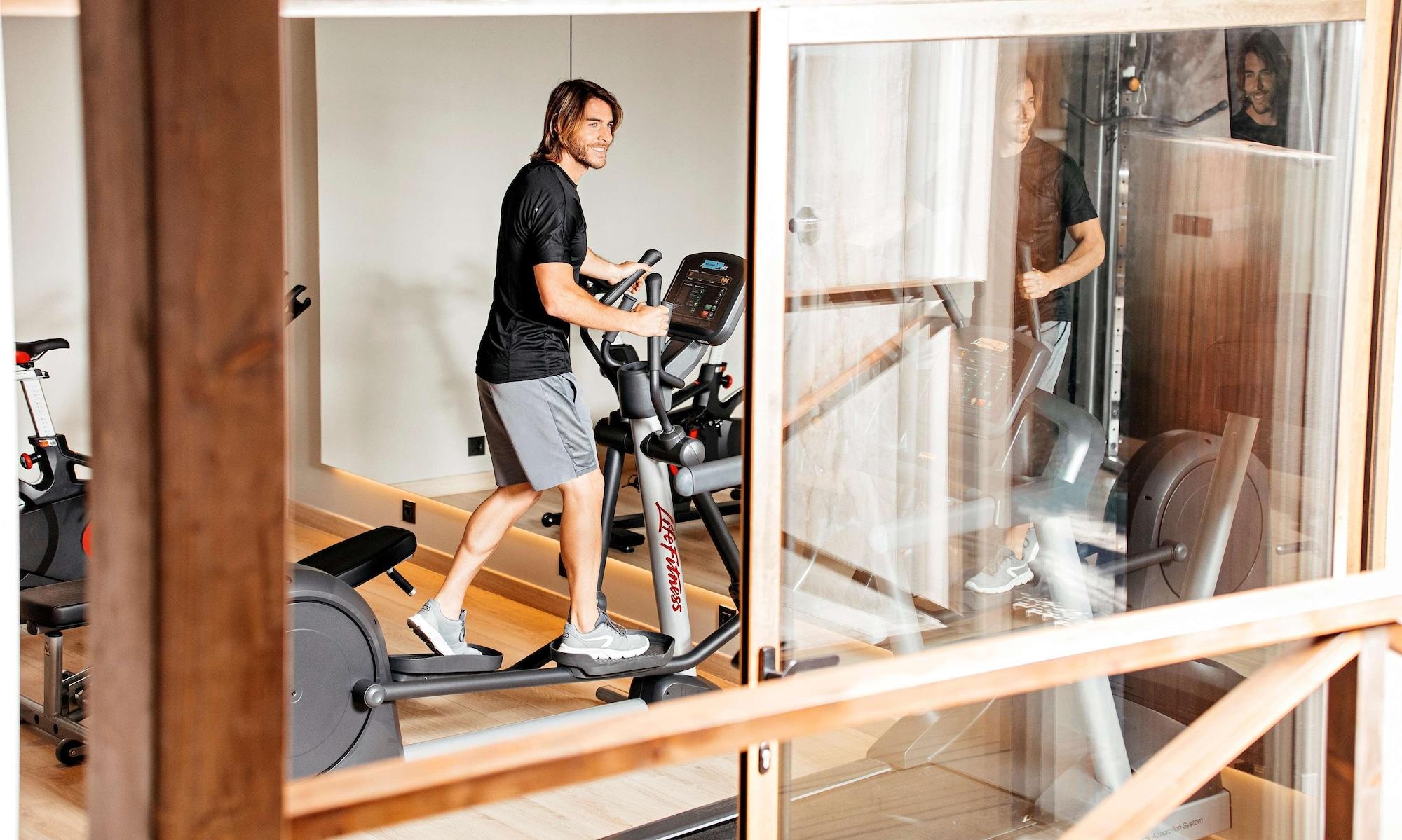 Gimnasio Huerto Del Cura Hotel