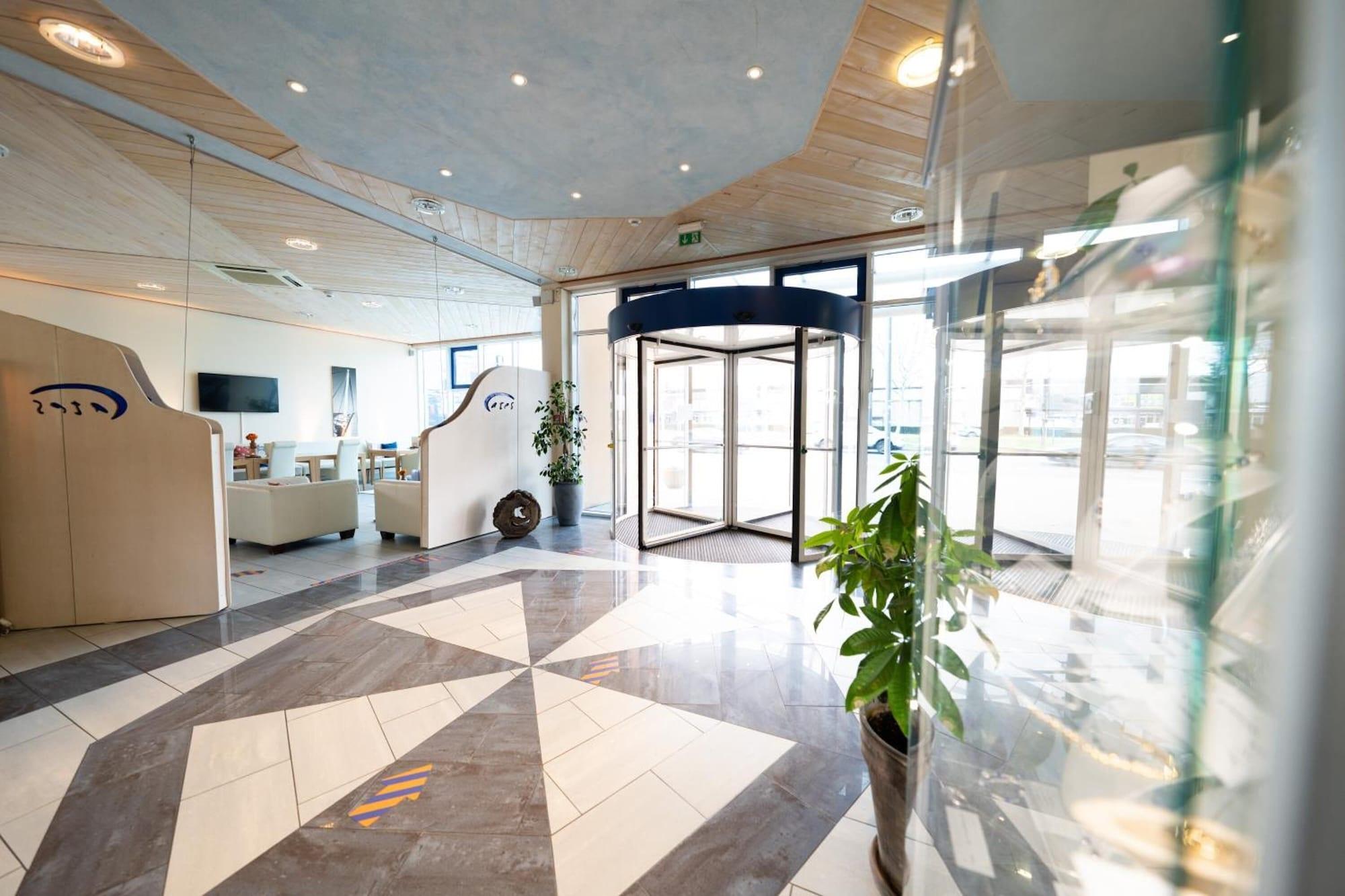 Vista Lobby ates Hotel Straßburg - Kehl