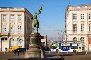 Actividad - Tootbus Hop-On Hop-Off Bus Tour and Mini Europe Ticket
