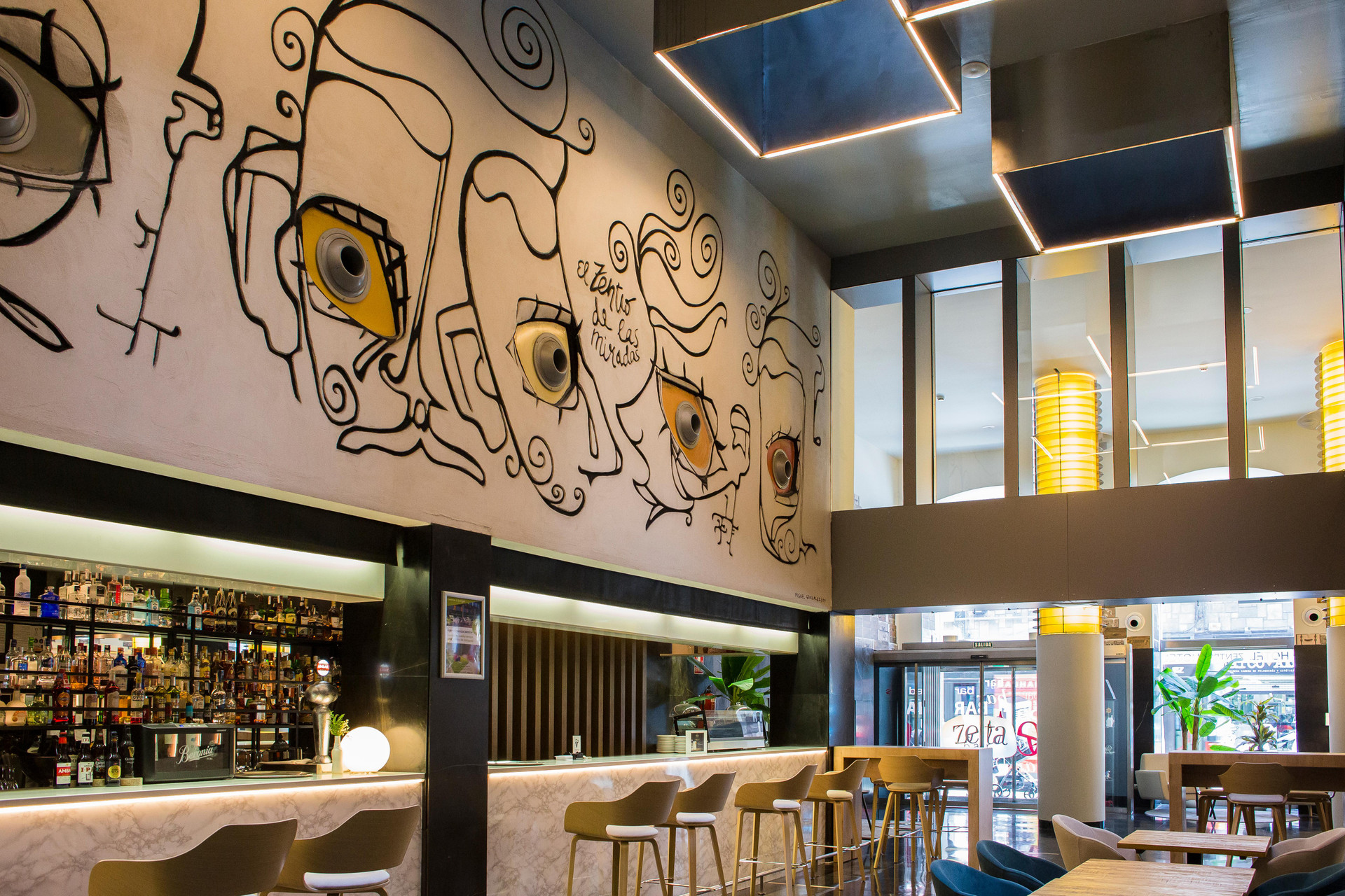 Bar/Salón Vincci Zentro Zaragoza