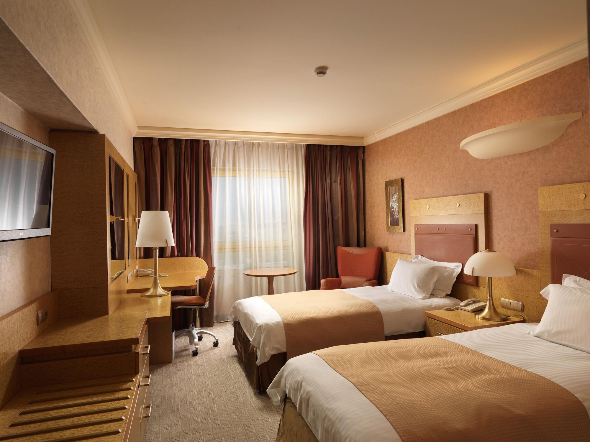 Habitación Holiday Inn Athens Attica Av. Airport West by IHG