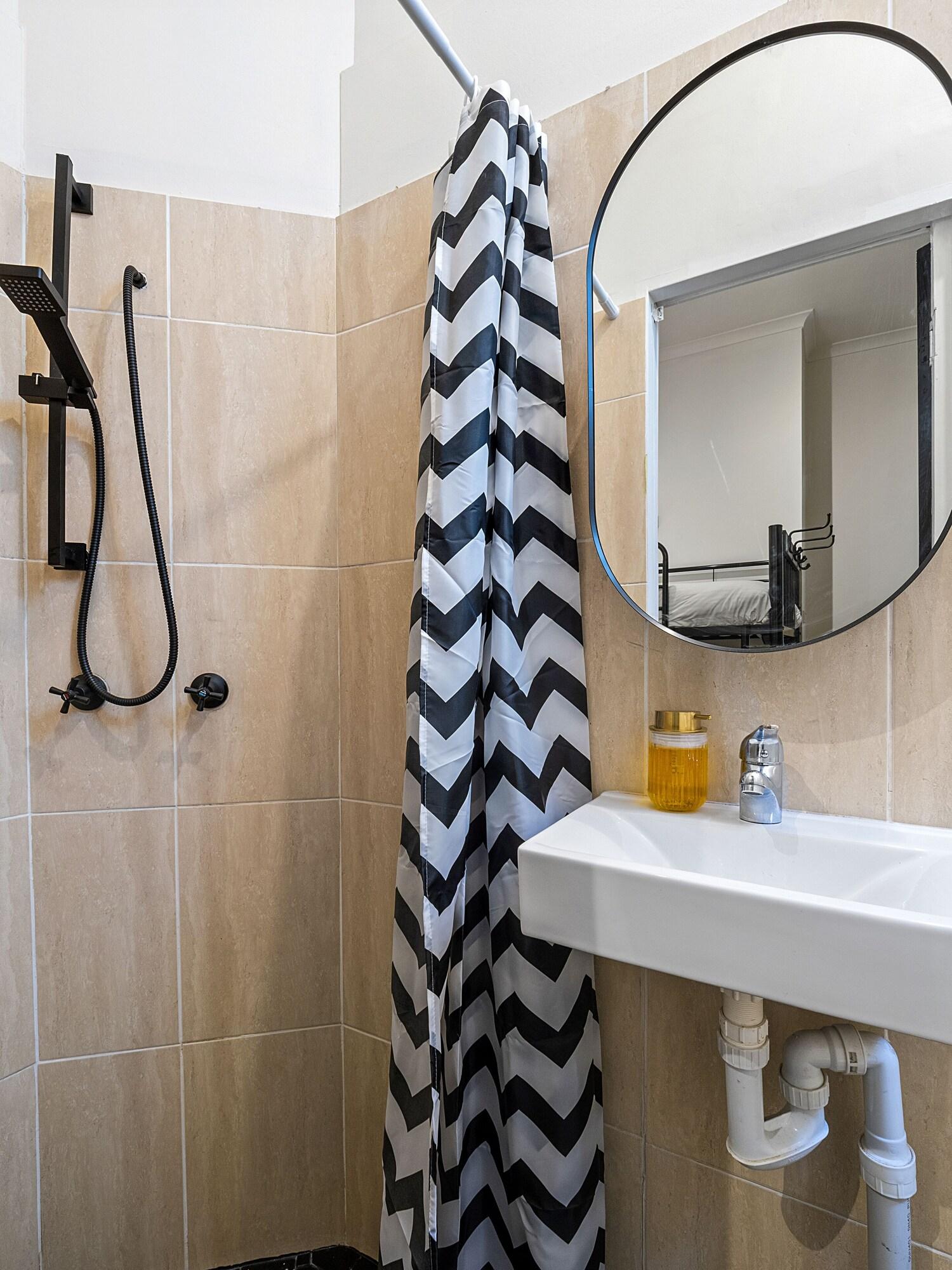 Equipamiento de Habitación Azzurro Pod Hotel Central Sydney