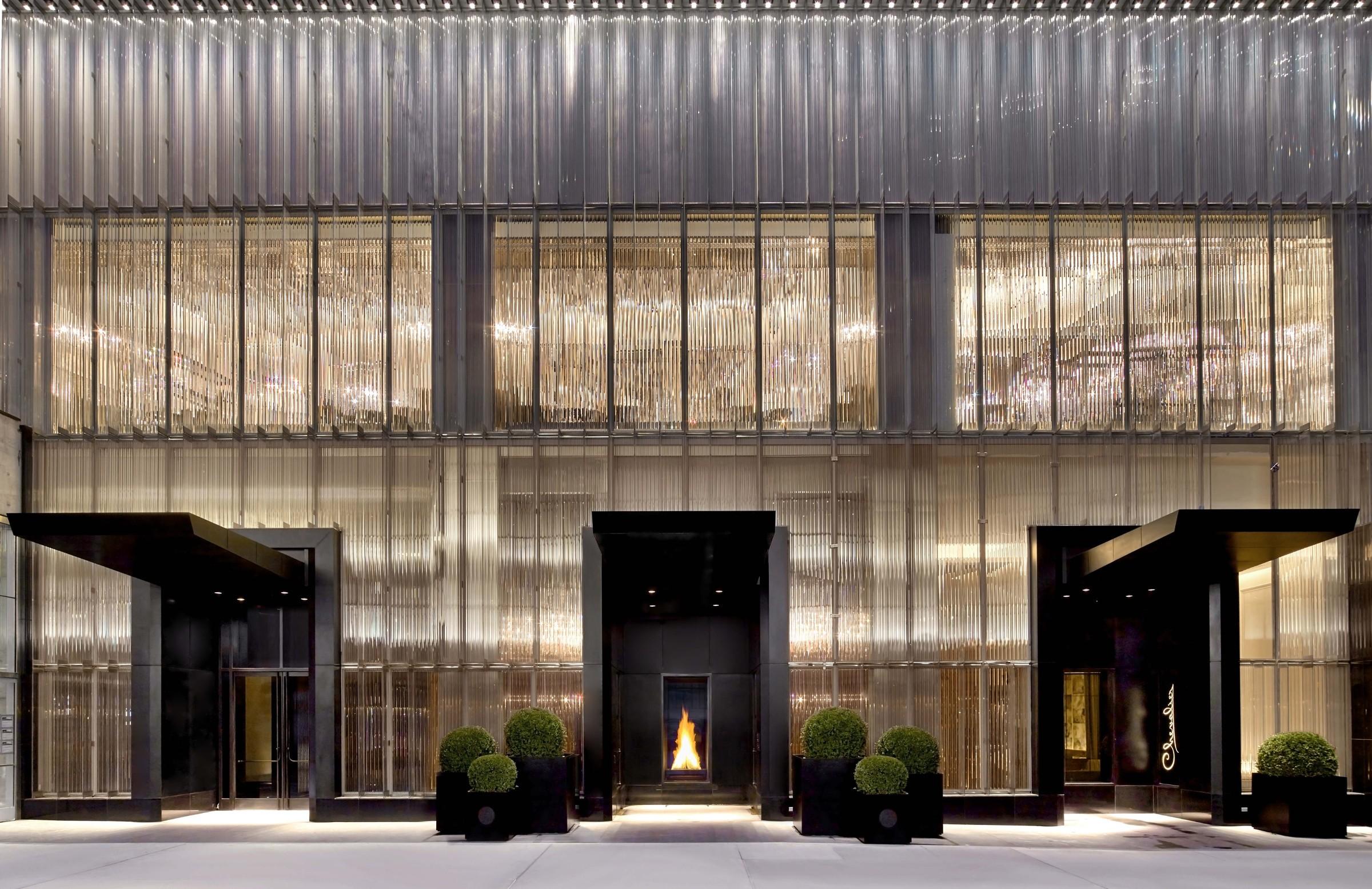 Vista Exterior Baccarat Hotel and Residences New York