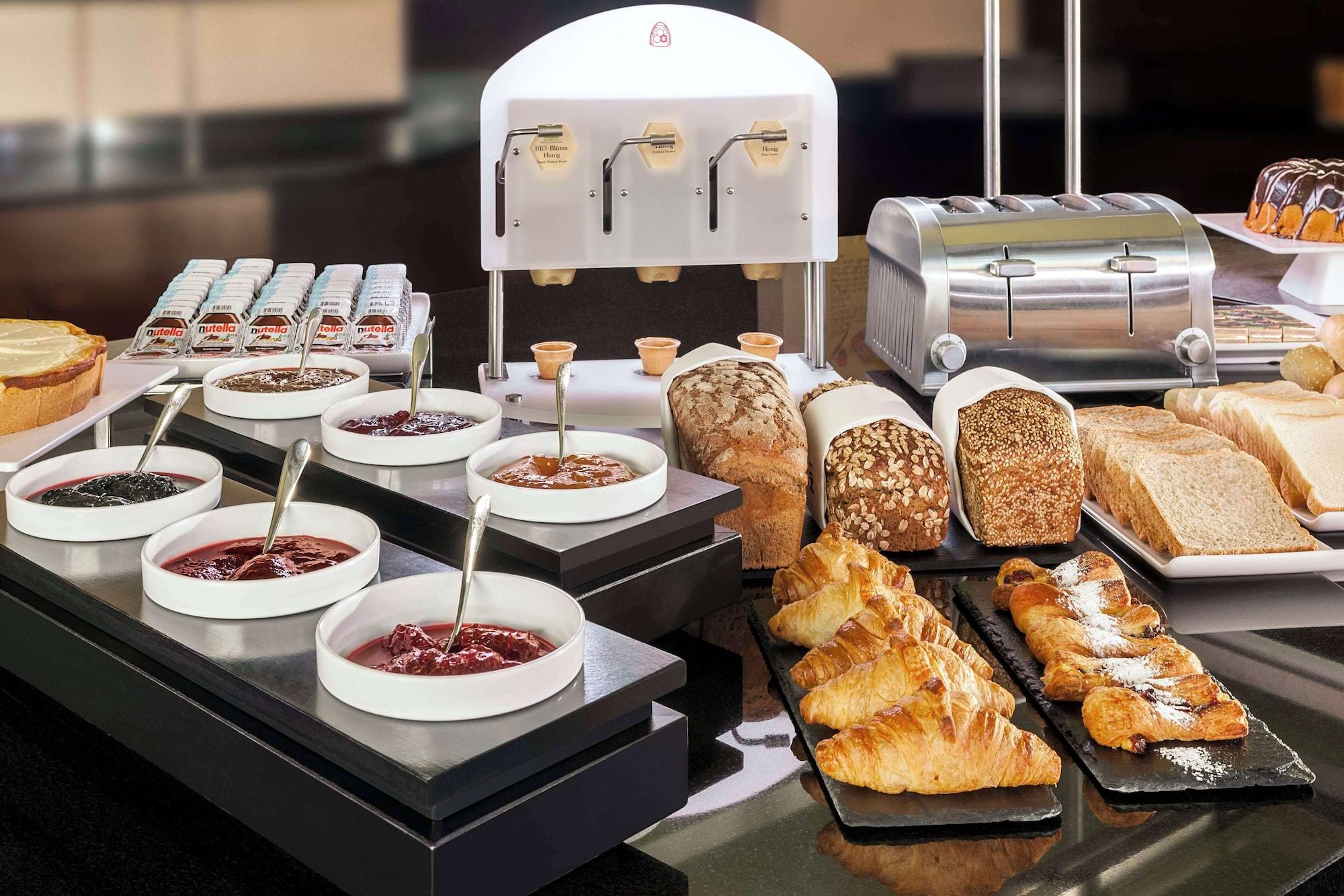 Restaurant NH Berlin Potsdamer Platz