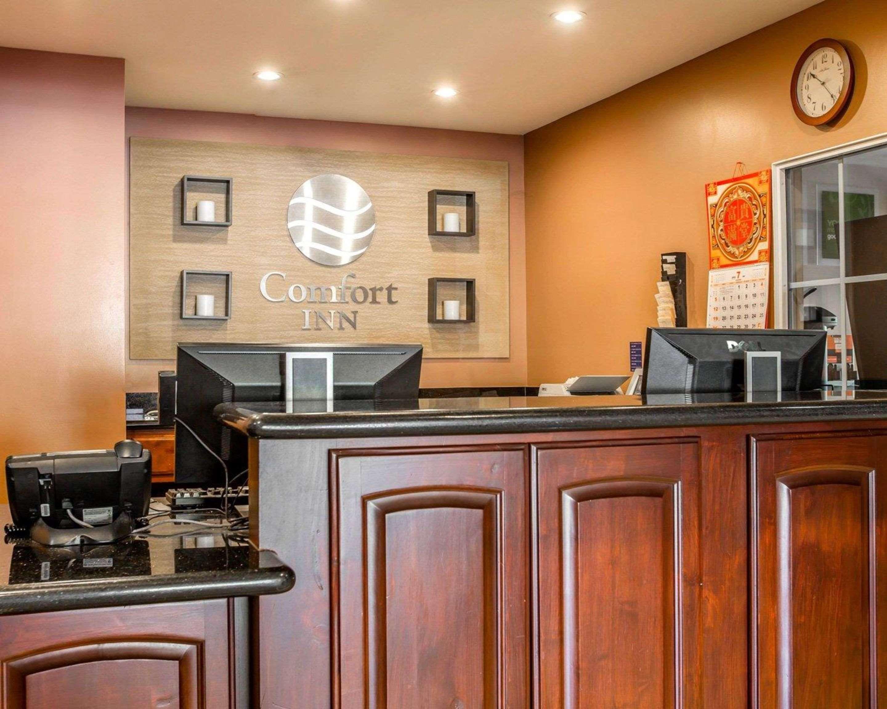 Vista Lobby Comfort Inn Monterey Park - Los Angeles
