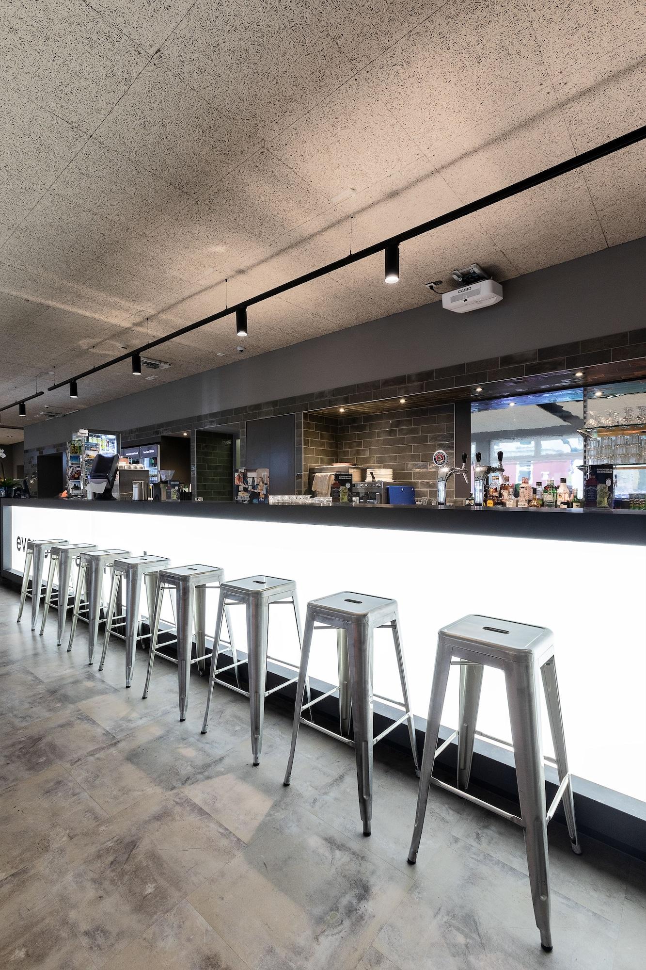 Bar/Salón a&o Berlin Hauptbahnhof