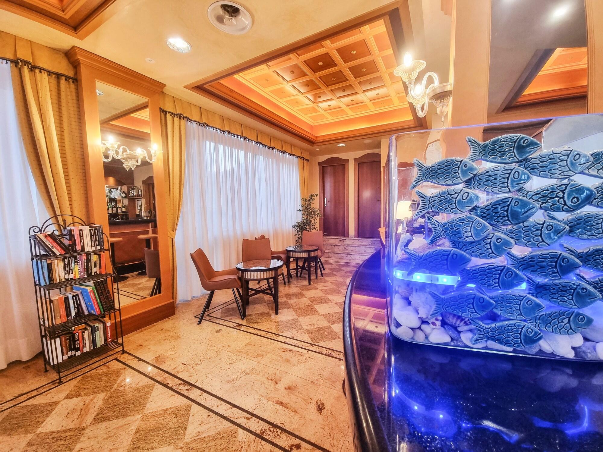 Vista Lobby Hotel Florida Lerici