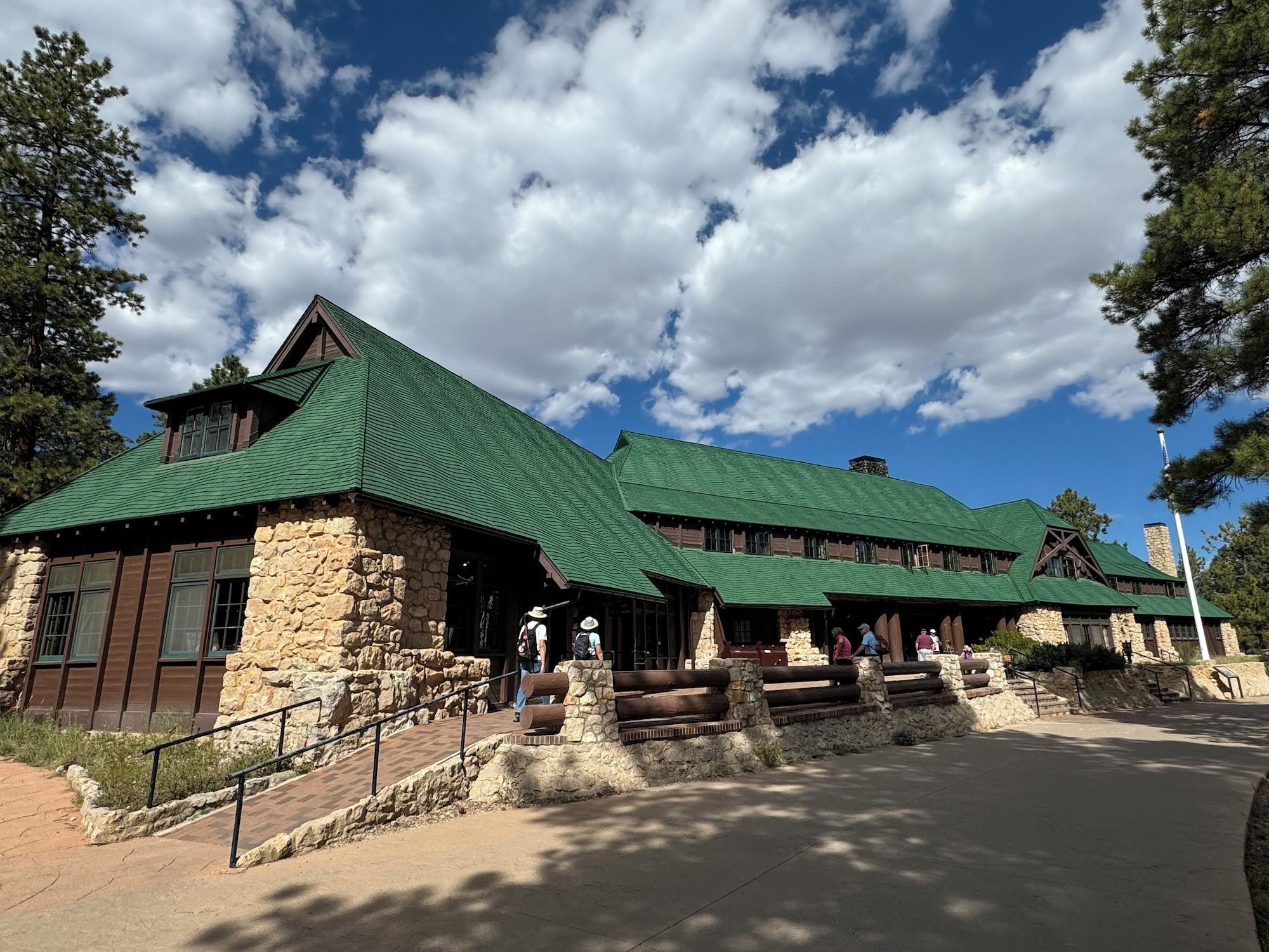 Vista Exterior The Lodge at Bryce Canyon