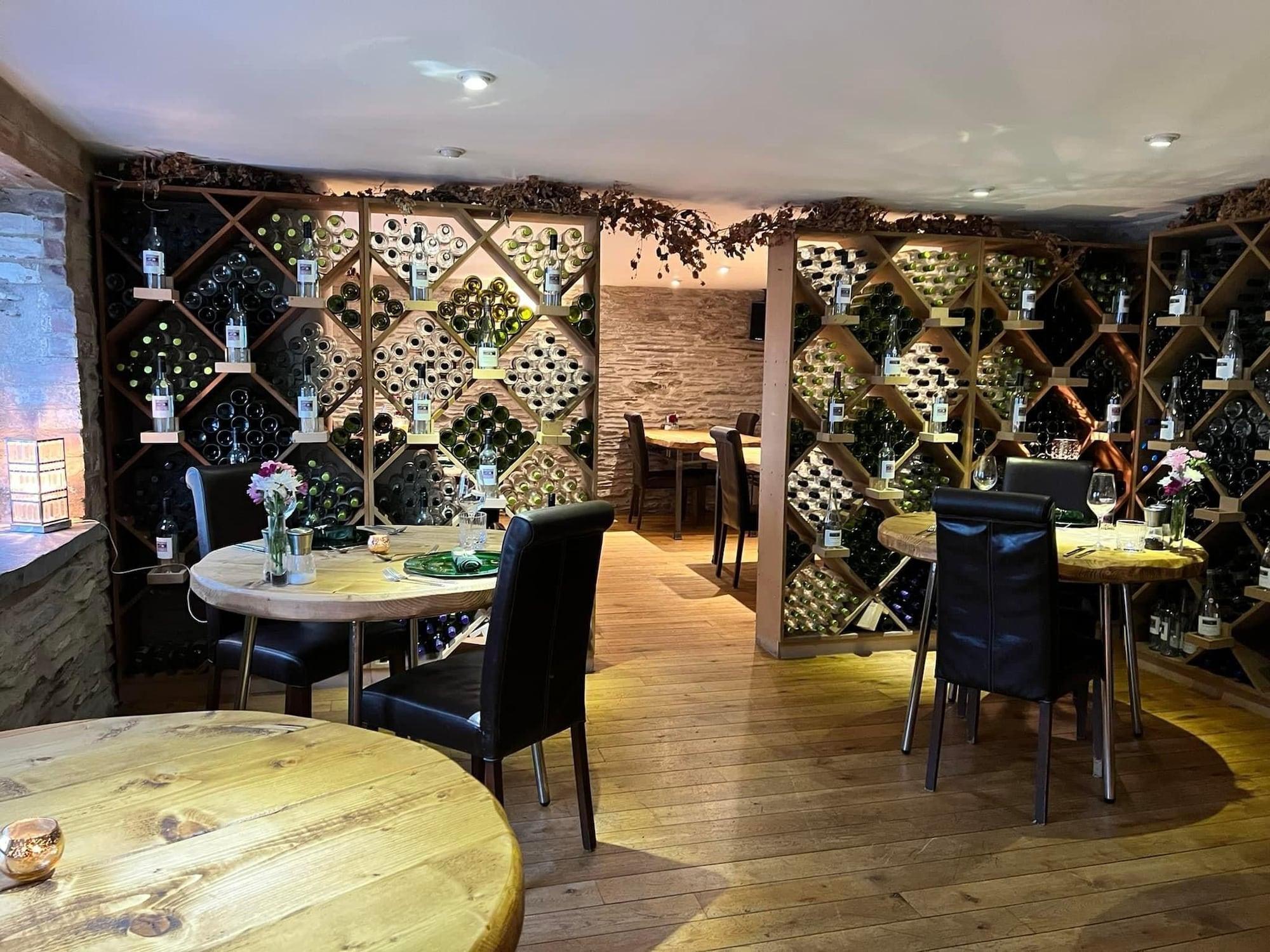 Restaurant Jabajak Vineyard Restaurant With Rooms
