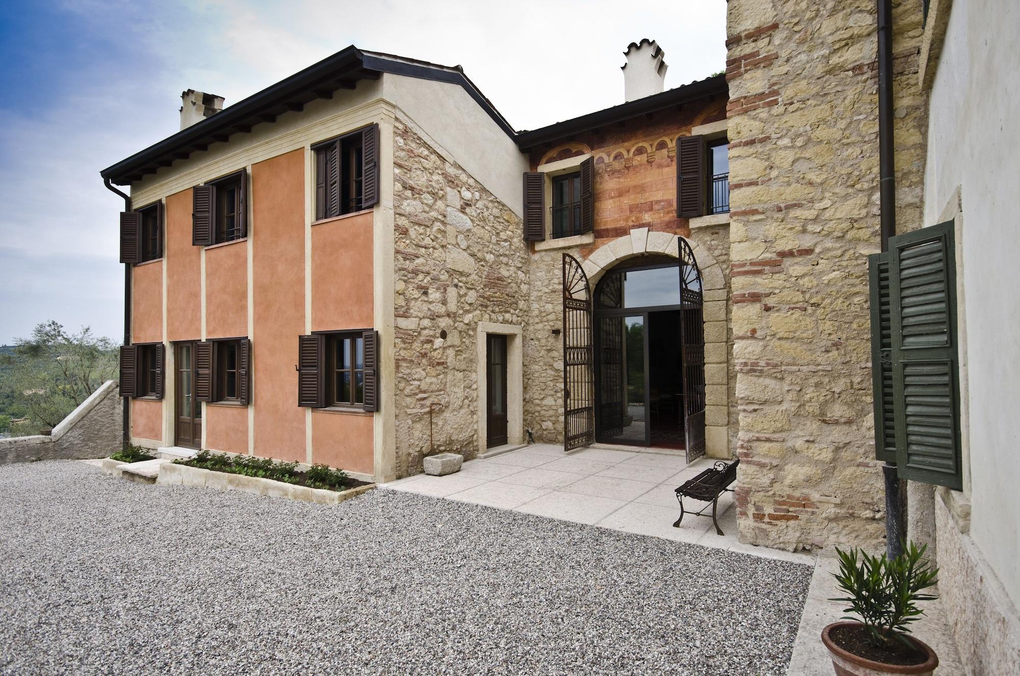 Vista Exterior Relais Villa Ambrosetti