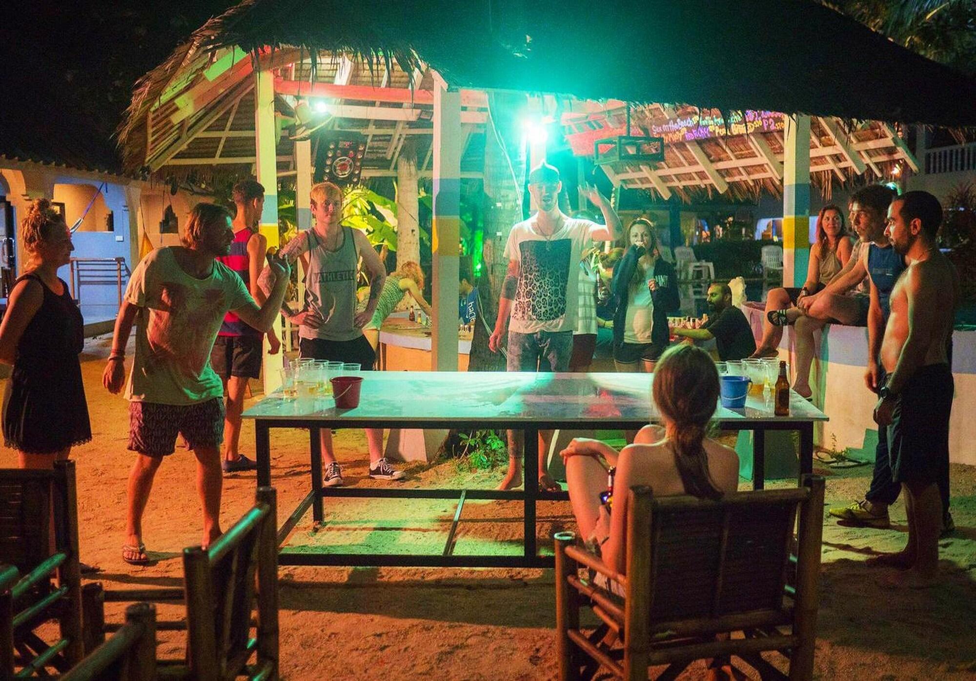 Bar/Salón Asia Blue - Beach Hostel Hacienda - Bed in 4-bed Dormitory Room