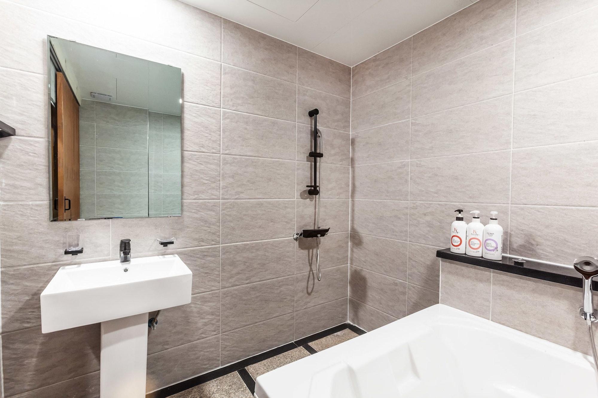 Equipamiento de Habitación Hotel Bath