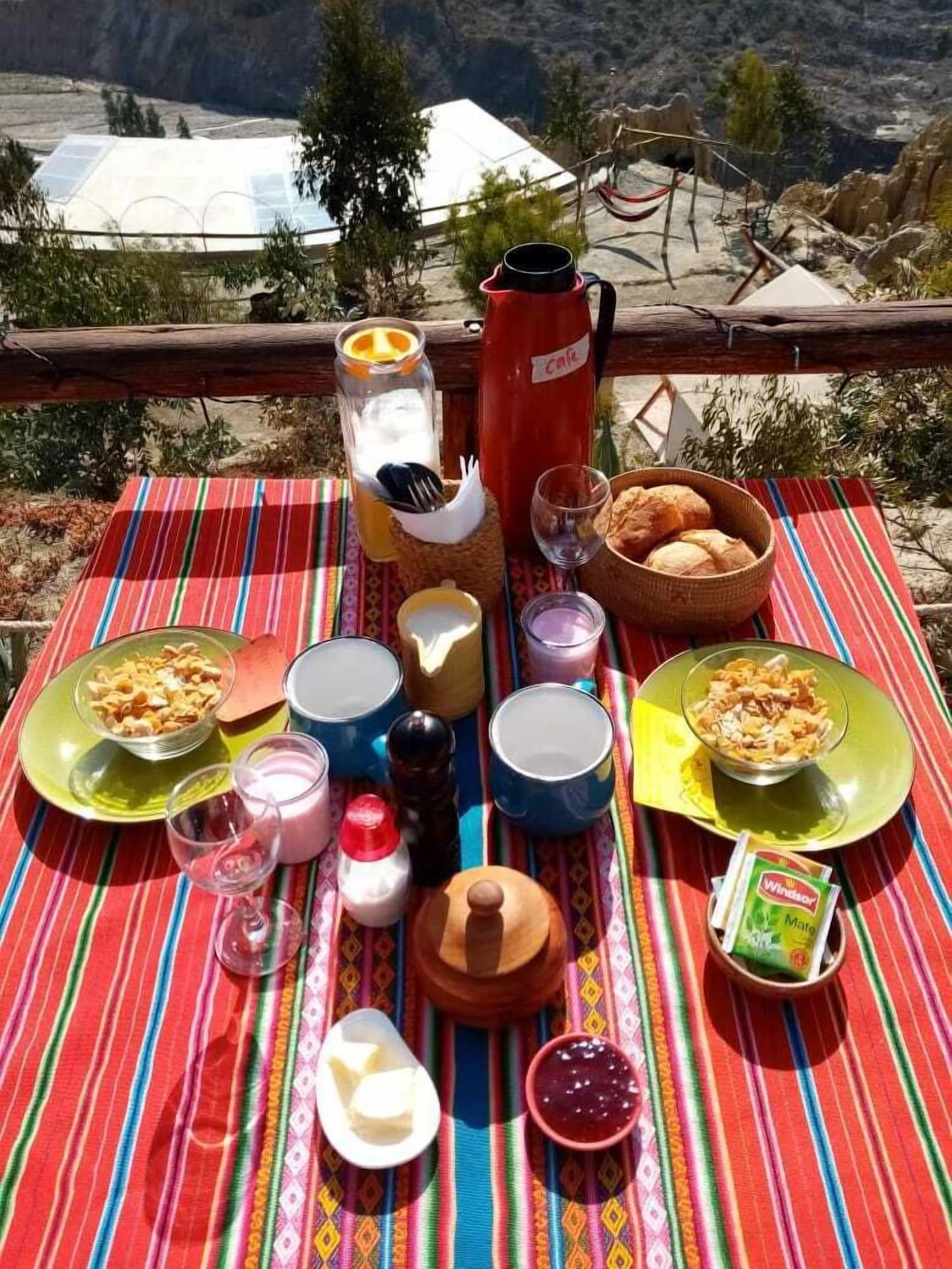 Equipamiento de Habitación Colibrí Camping & Eco Lodge