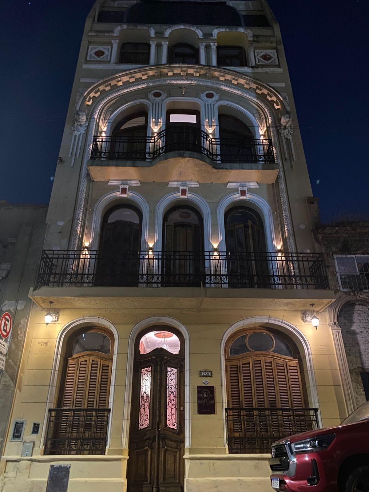 Vista Exterior Hostelmo Hotel & Hostel