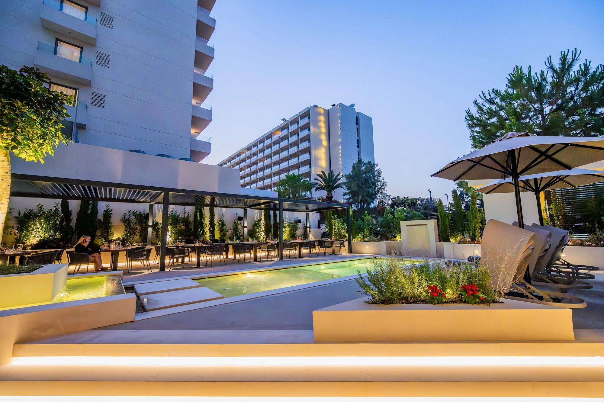 Vista Exterior Divani Escape- Adults only