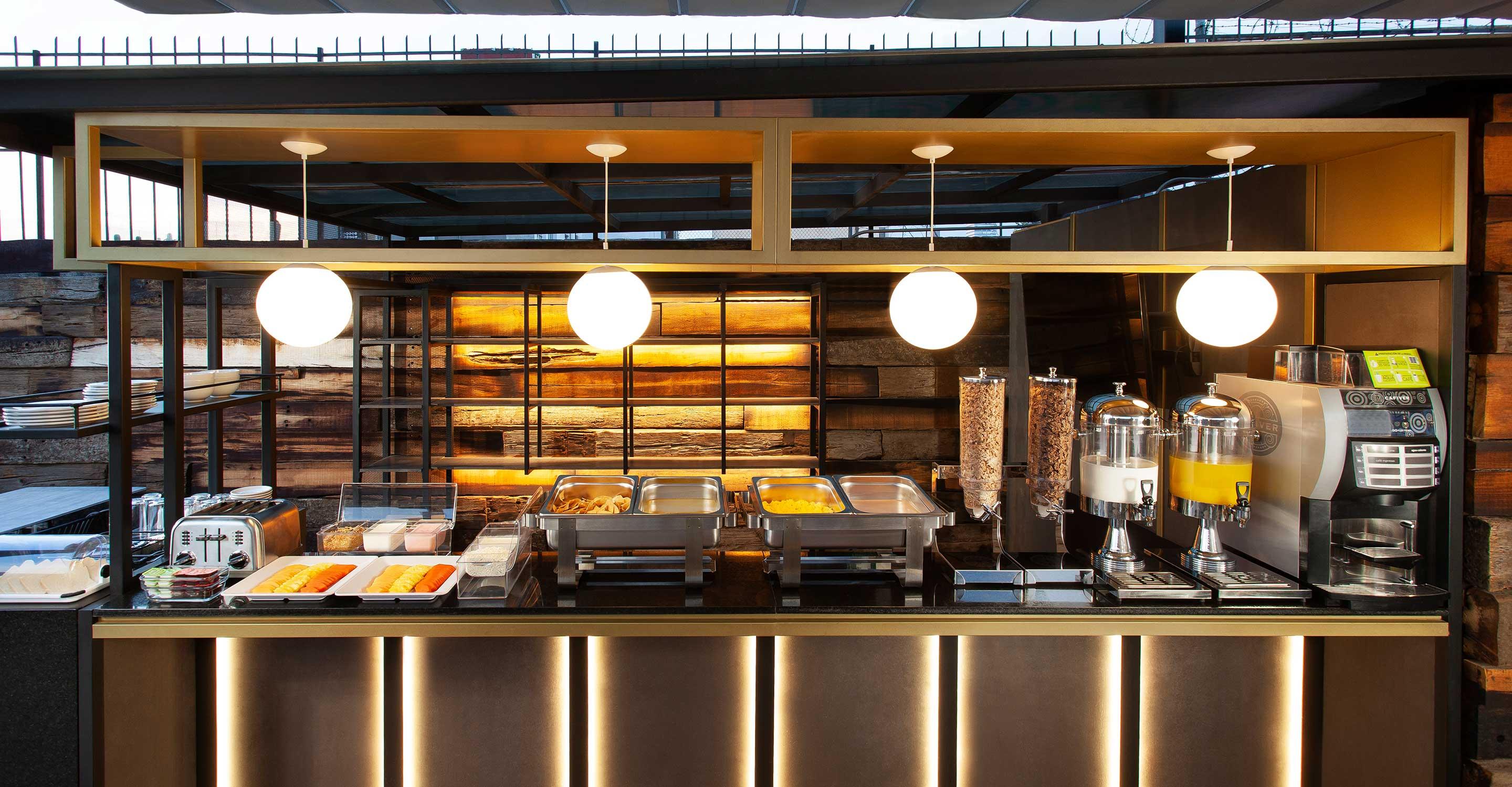 Restaurant Hotel MX mas centro CDMX, Trademark Collection by Wyndham