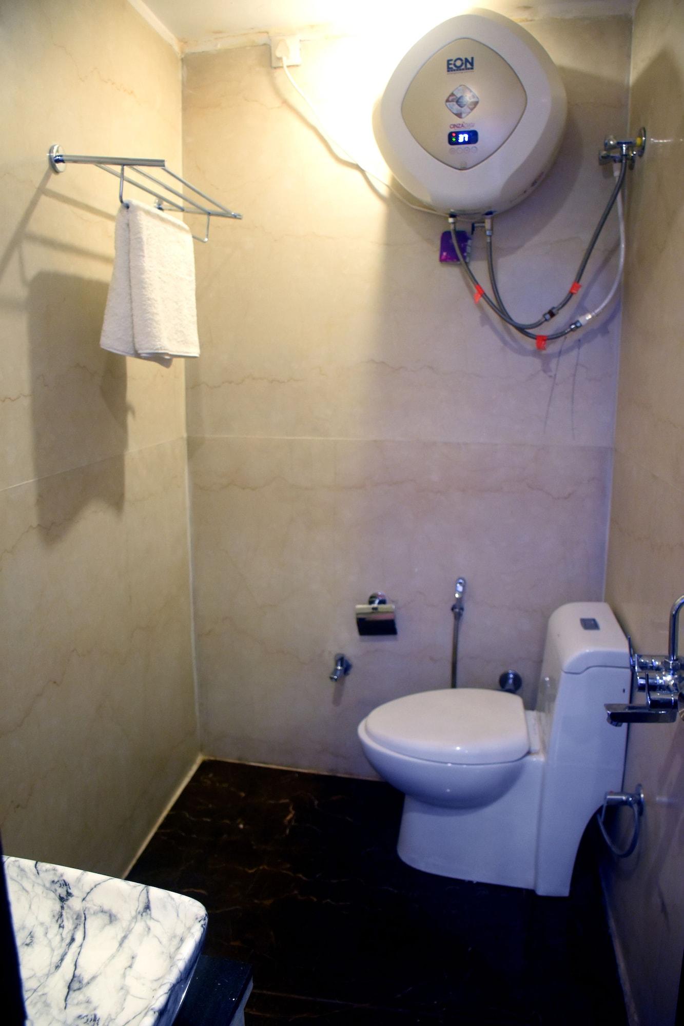 Equipamiento de Habitación Hotel Gharonda