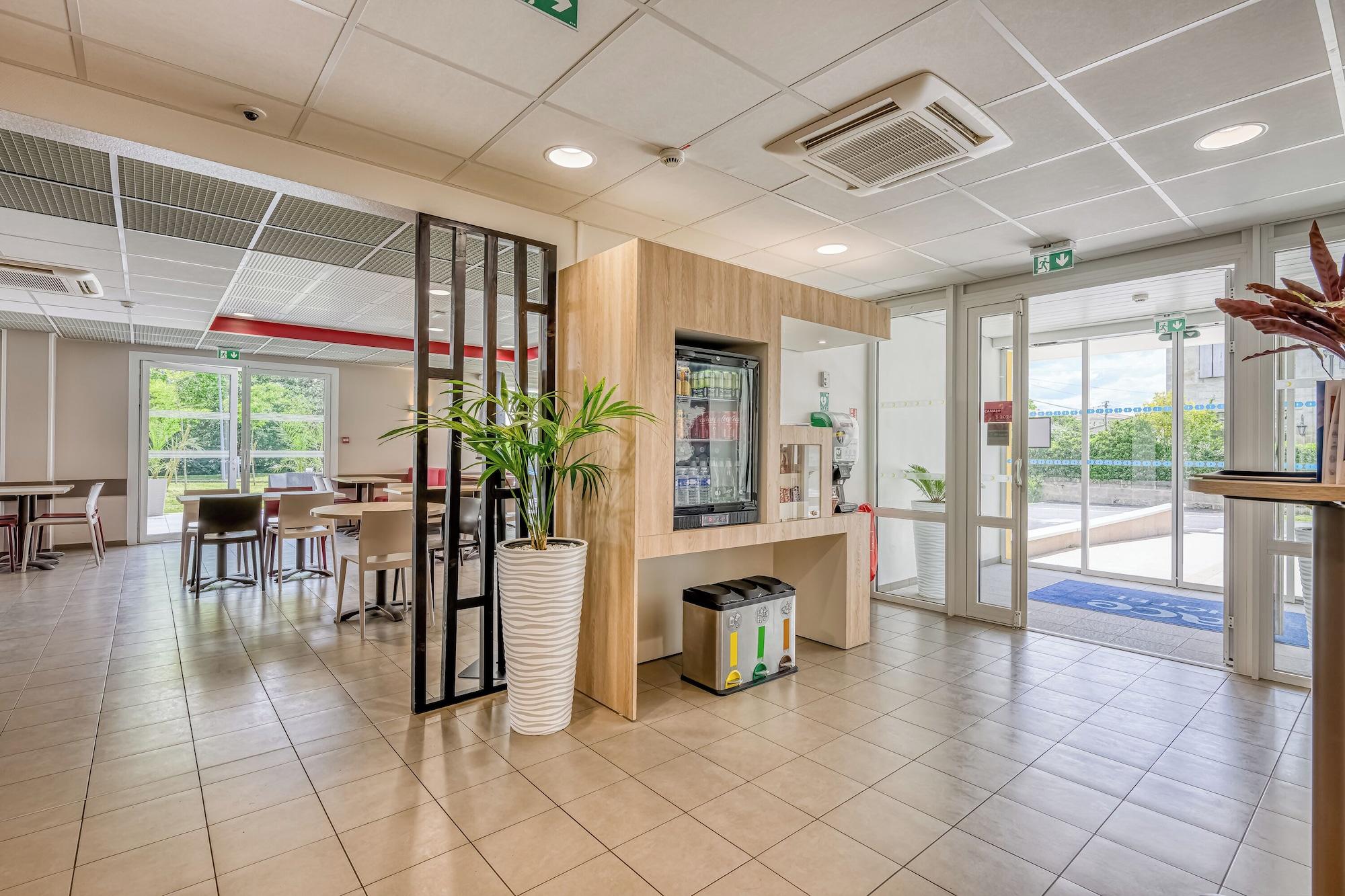 Vista Lobby ACE Hôtel Bordeaux Carbon Banc