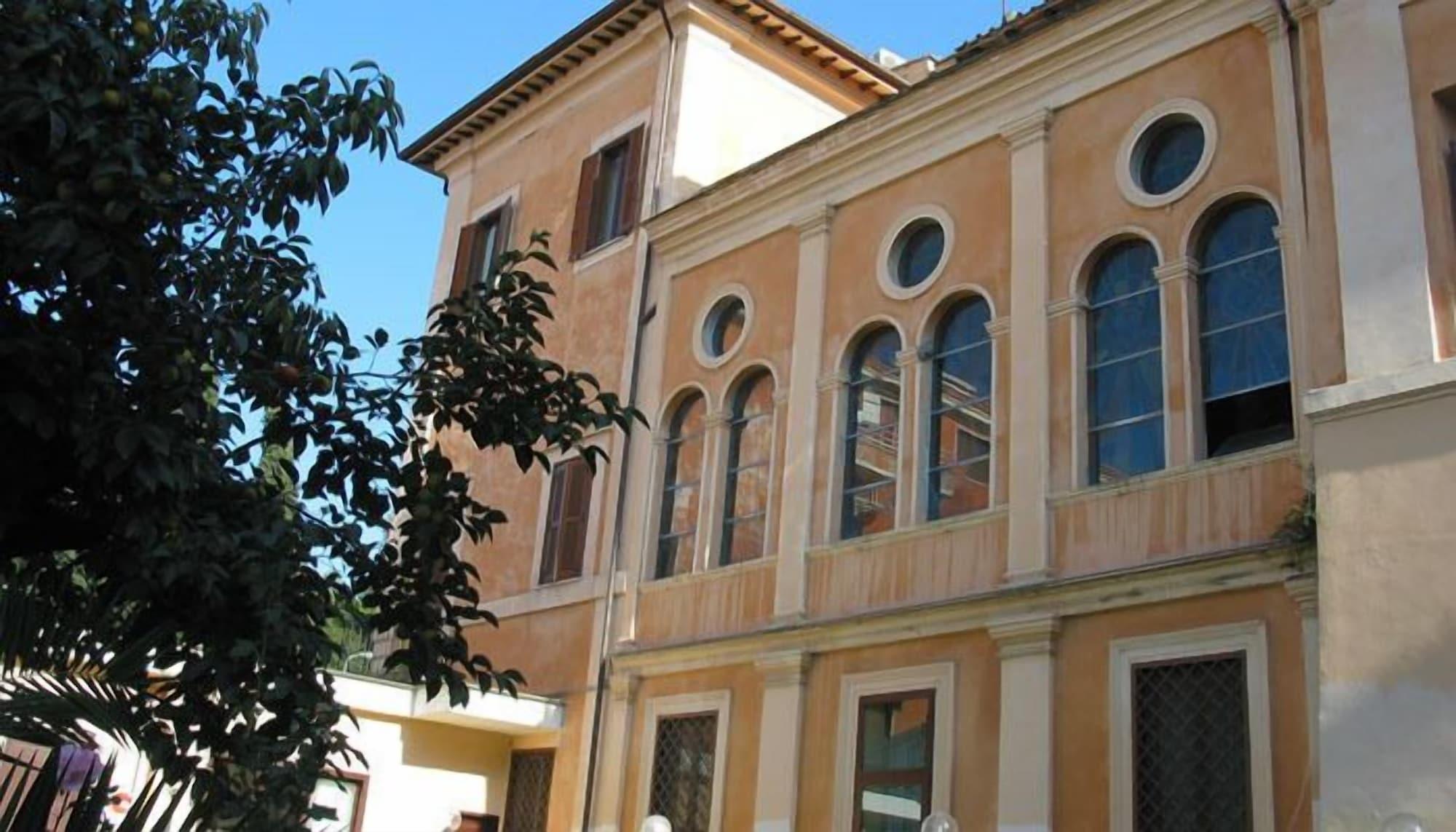 Varios Villa Altieri