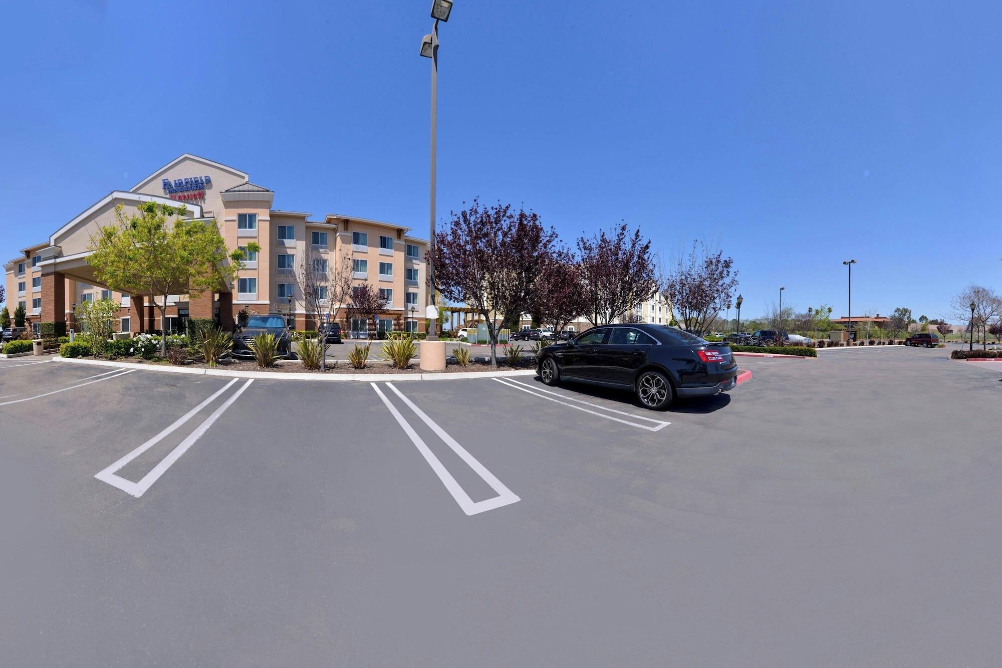 Vista Exterior Fairfield Inn & Suites by Marriott Santa Maria