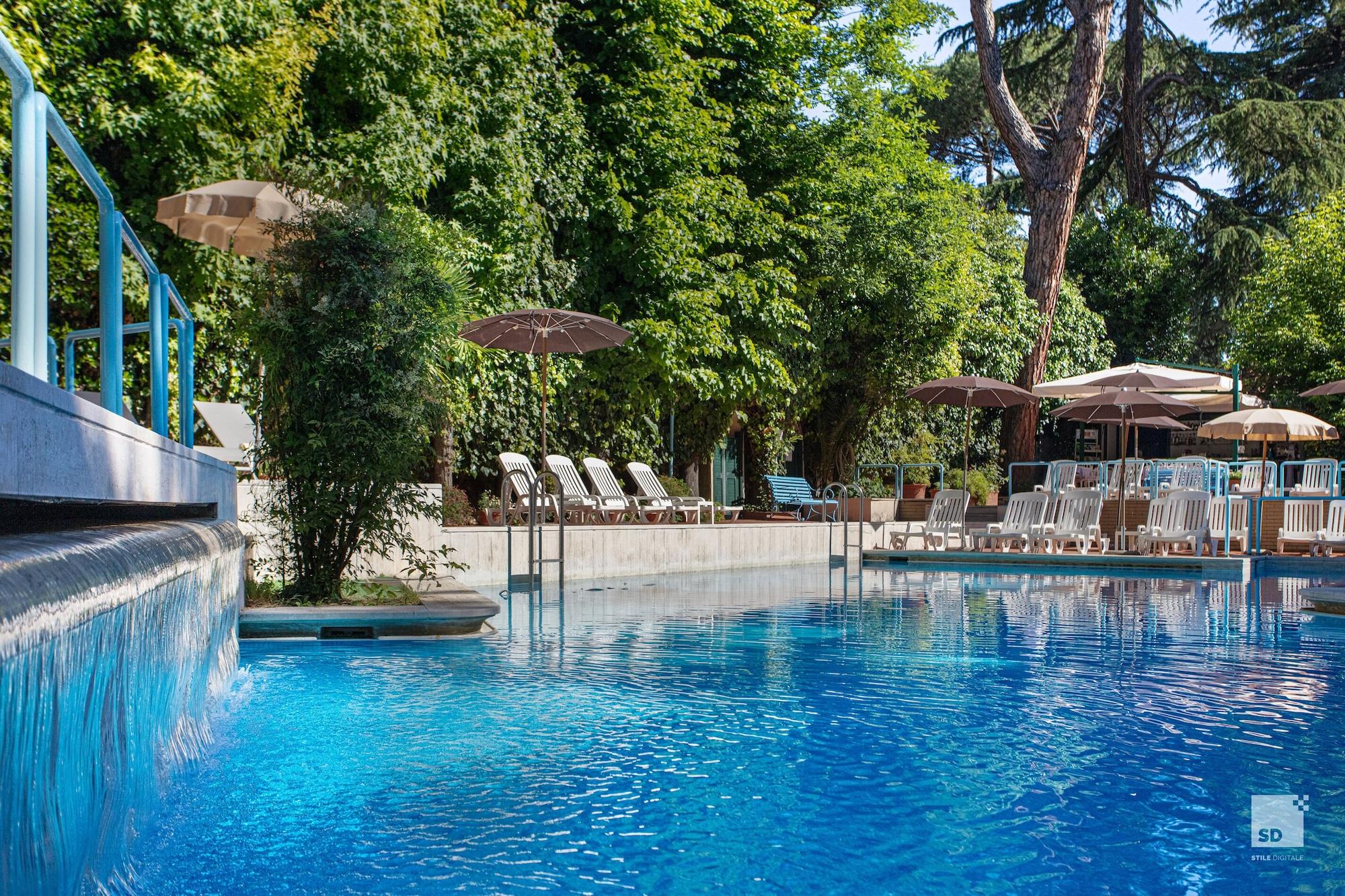 Varios Aldrovandi Residence City Suites