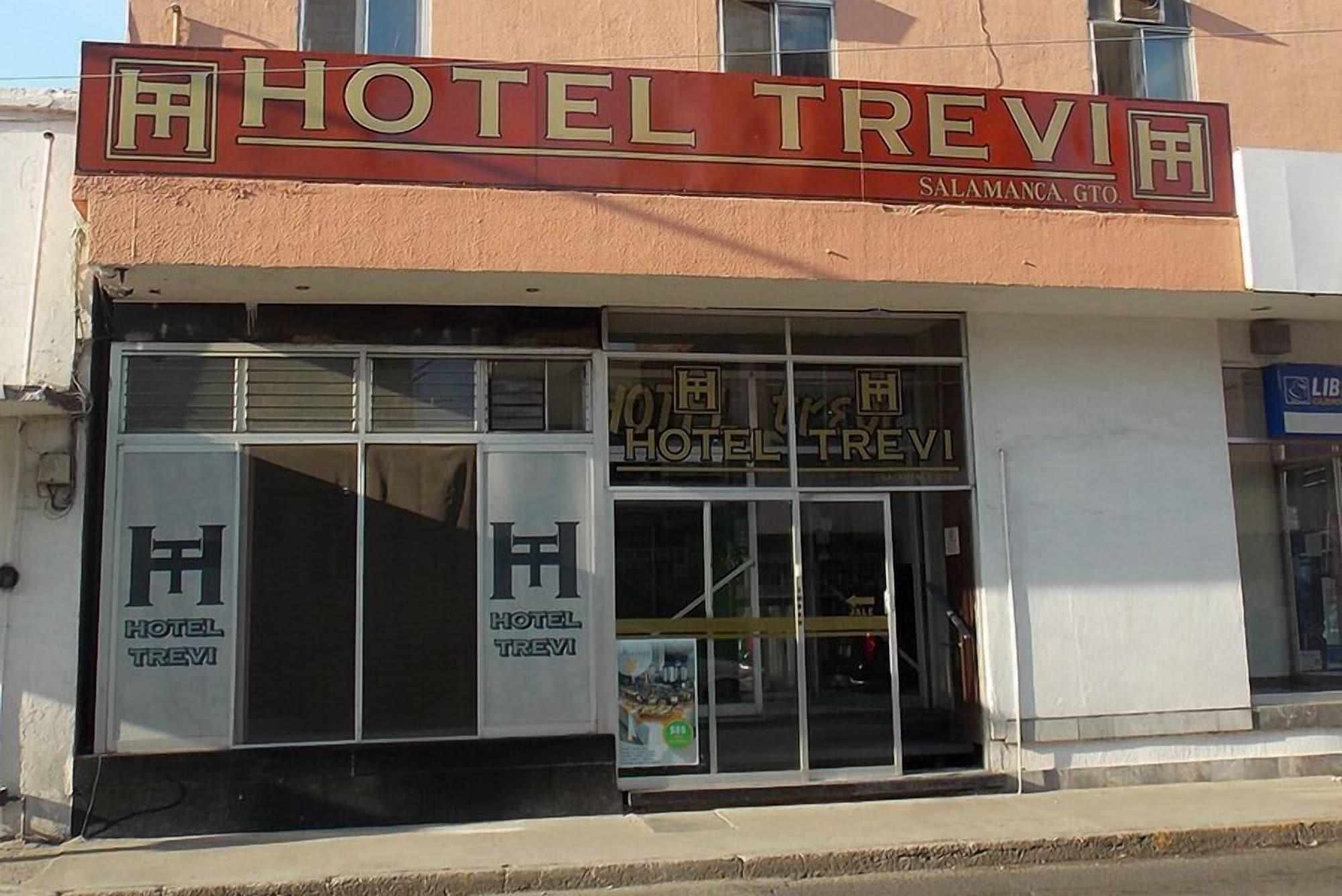 Vista Exterior Hotel Trevi