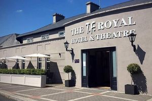 Alojamiento - TF Royal Hotel