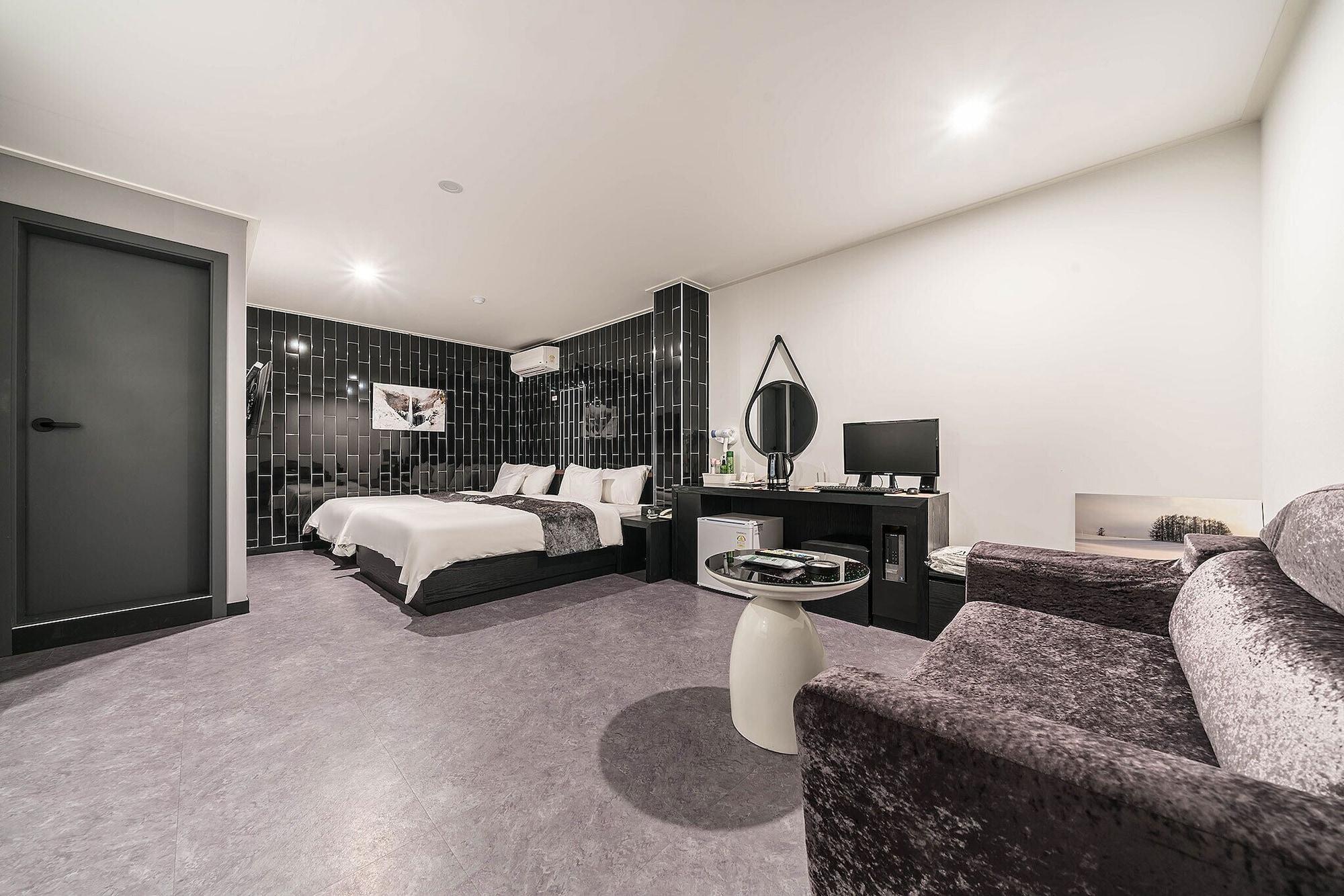 Comodidades del Alojamiento Line Hotel