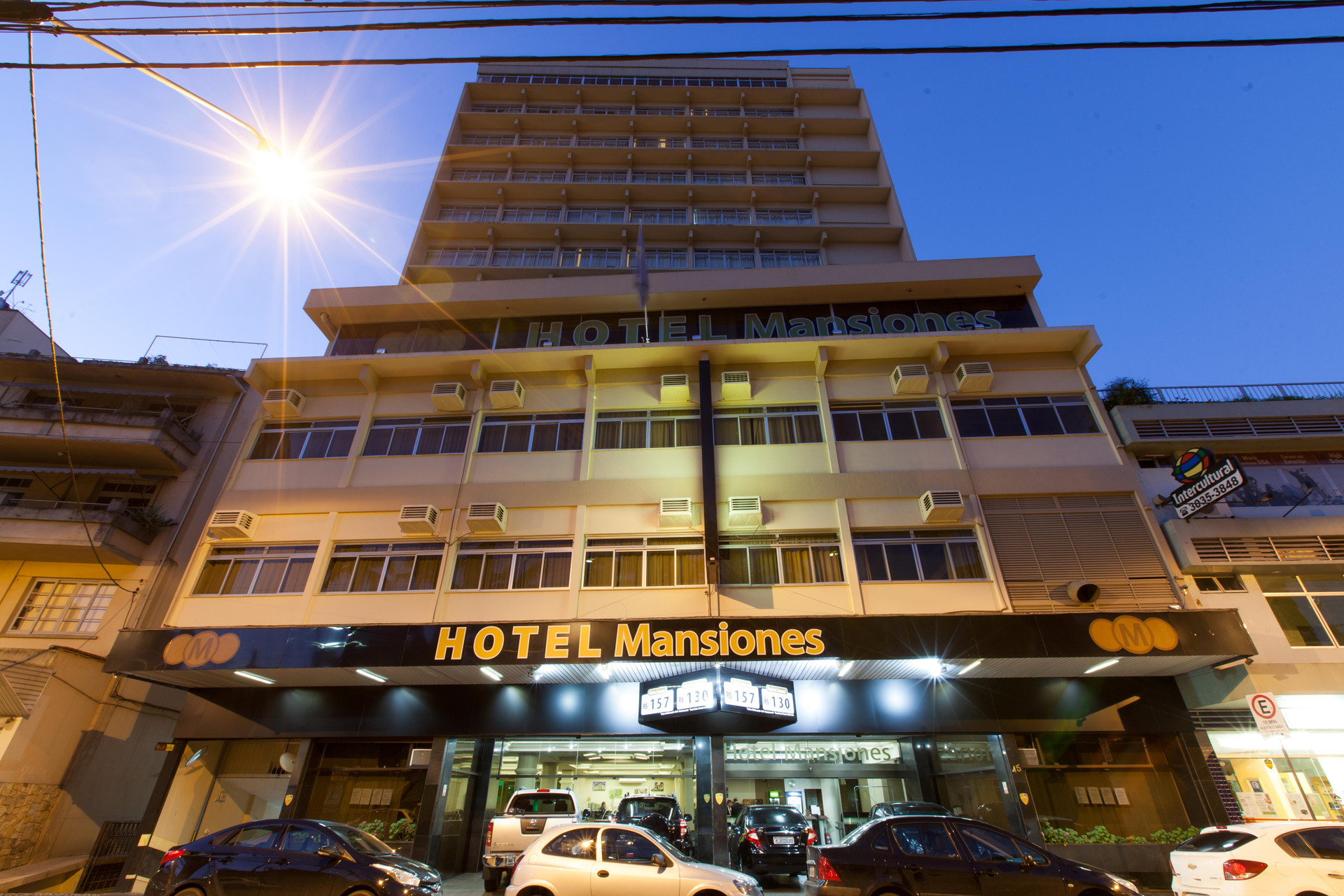 Vista Exterior Hotel Mansiones