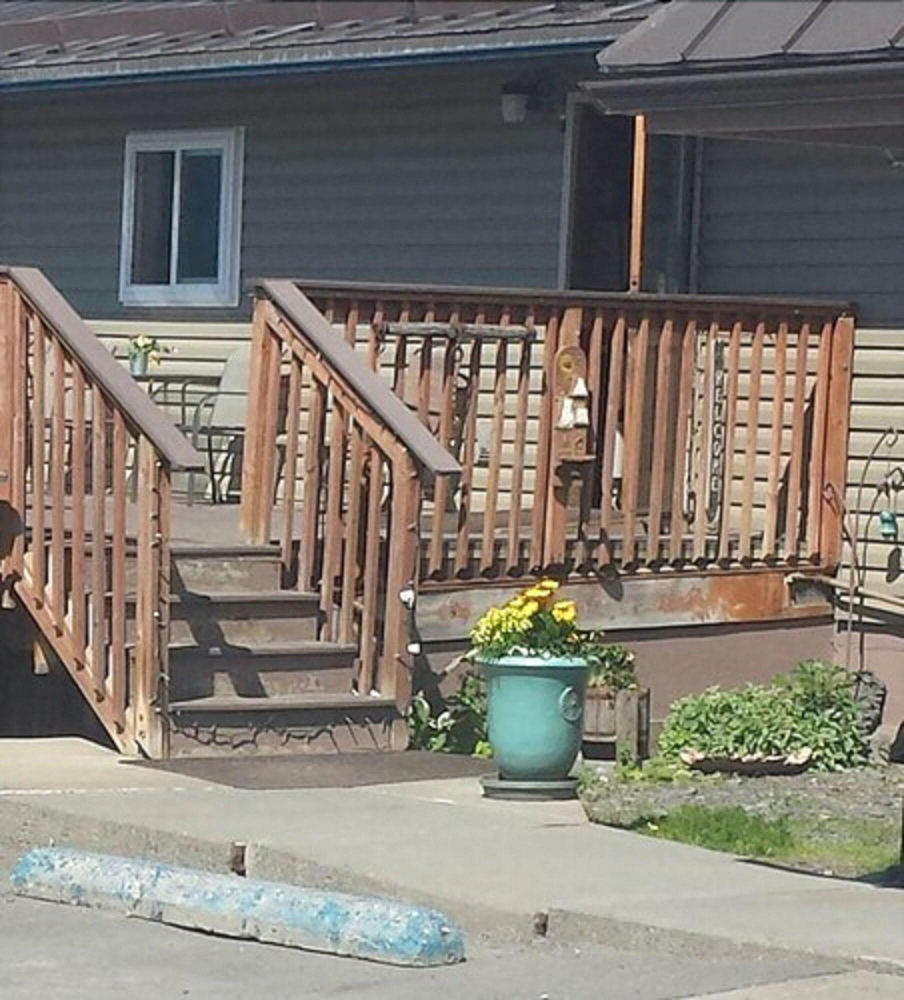 Varios Beluga Lake Lodge Homer