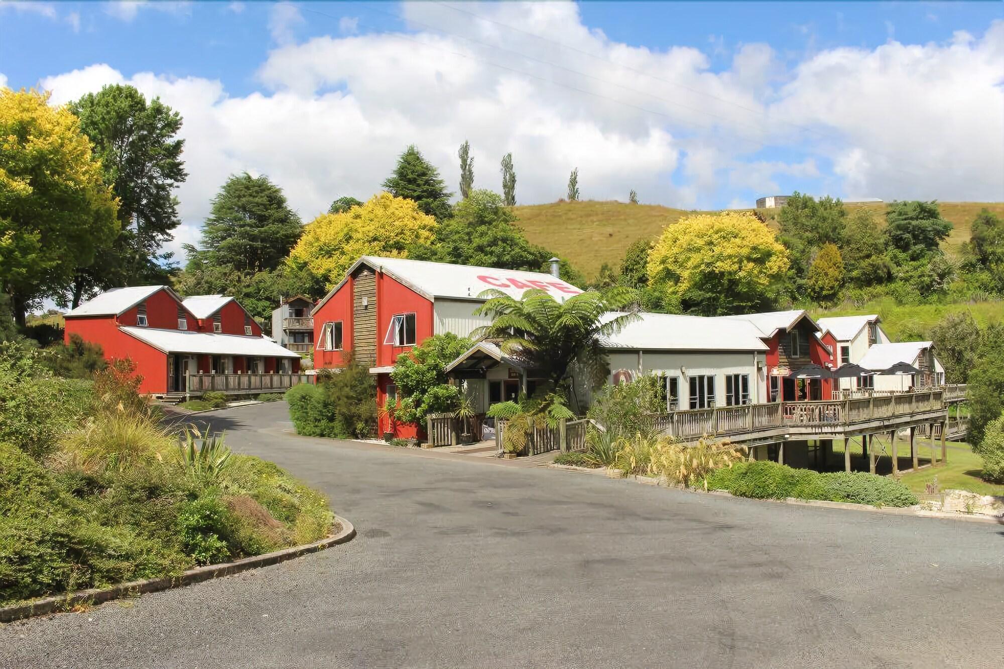 Vista Exterior Kiwi Paka Waitomo