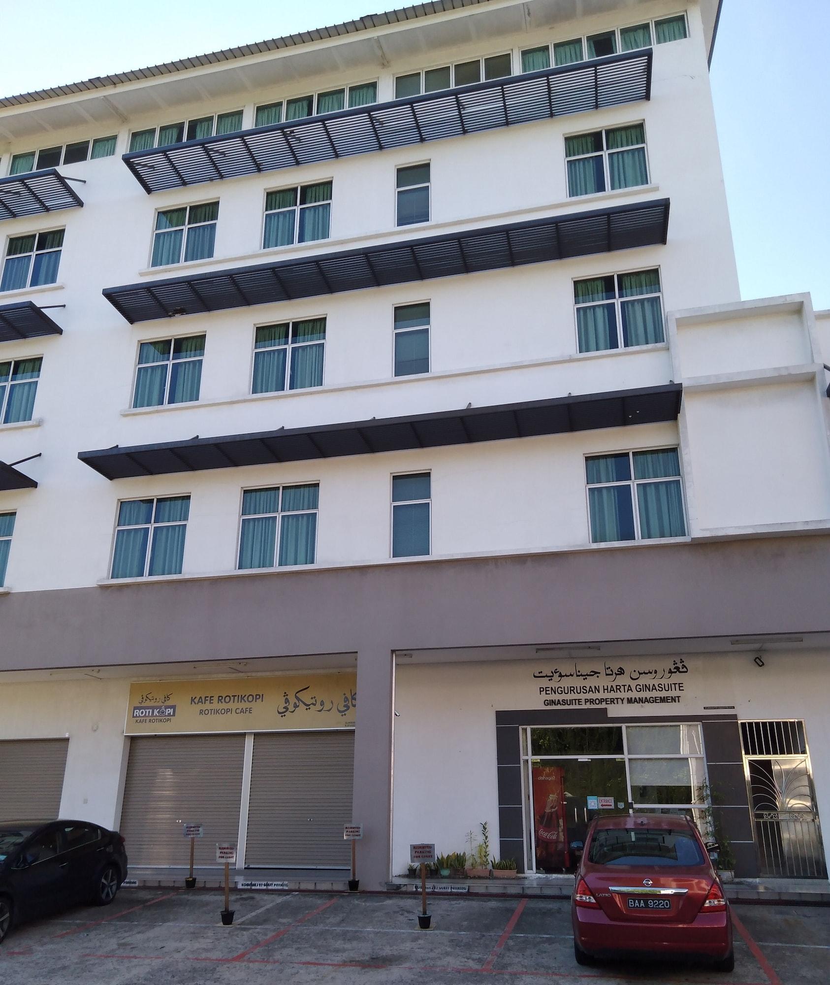 Vista Exterior GinaSuite Kompleks27 Hotel