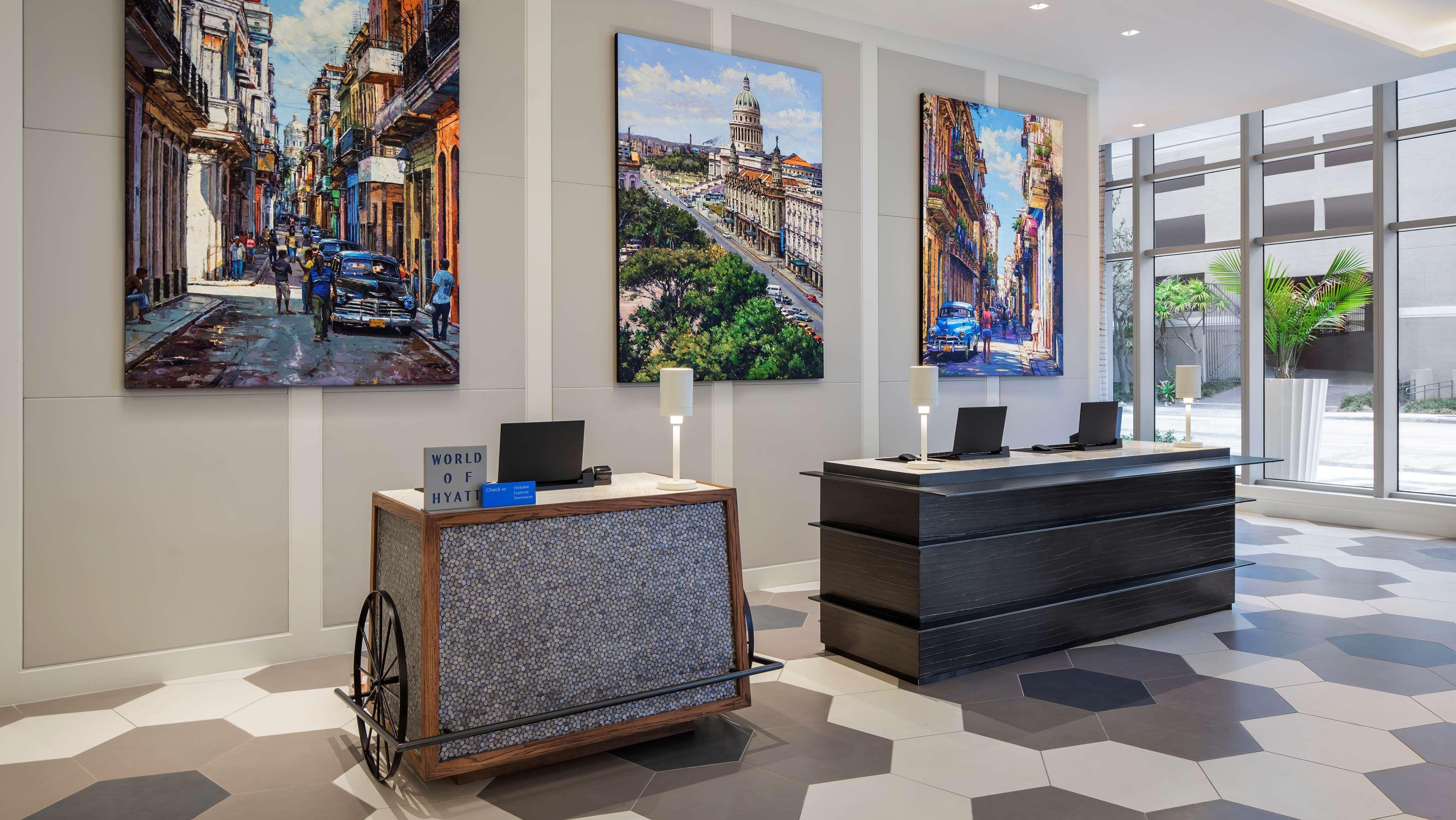 Vista Lobby Hyatt Centric Brickell Miami