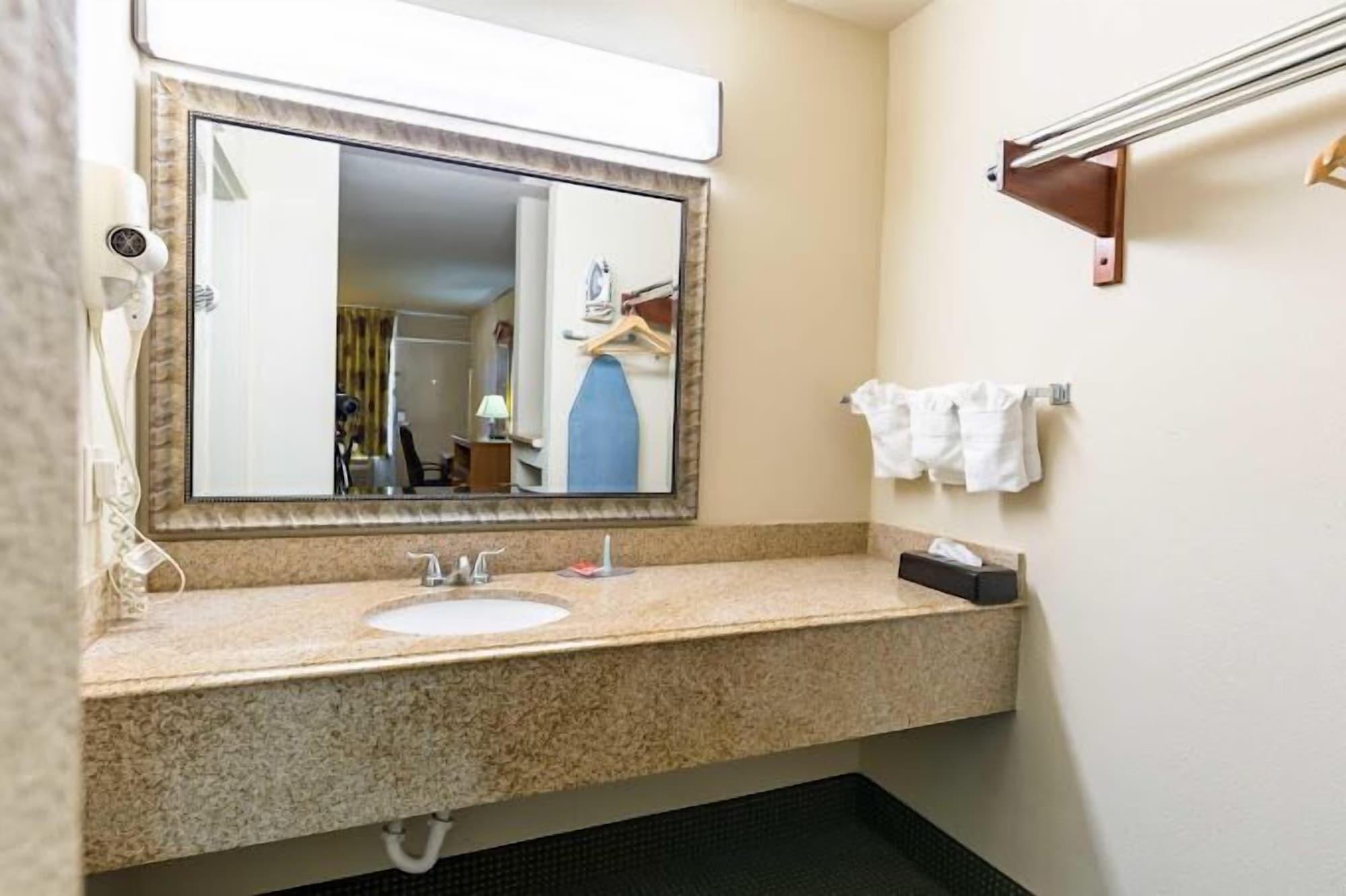 Equipamiento de Habitación Eco-Inn Suites Baytown