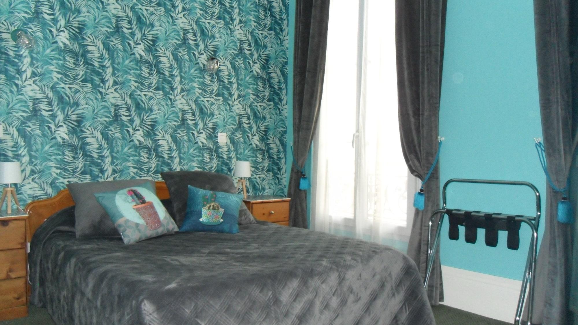Varios Hôtel Jean Bart