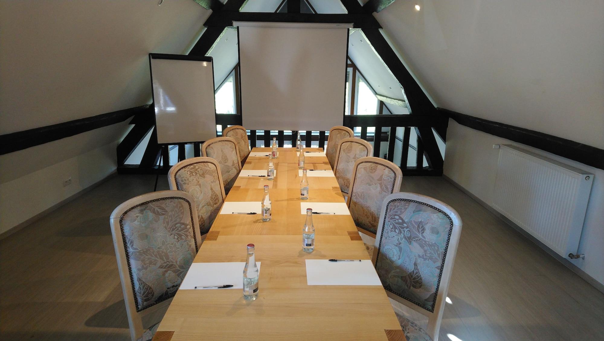 Sala de Reuniones Relais de la Poste