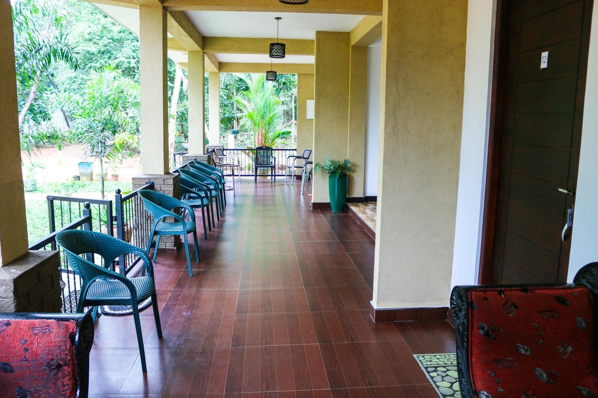Varios Dambulla Holiday Home